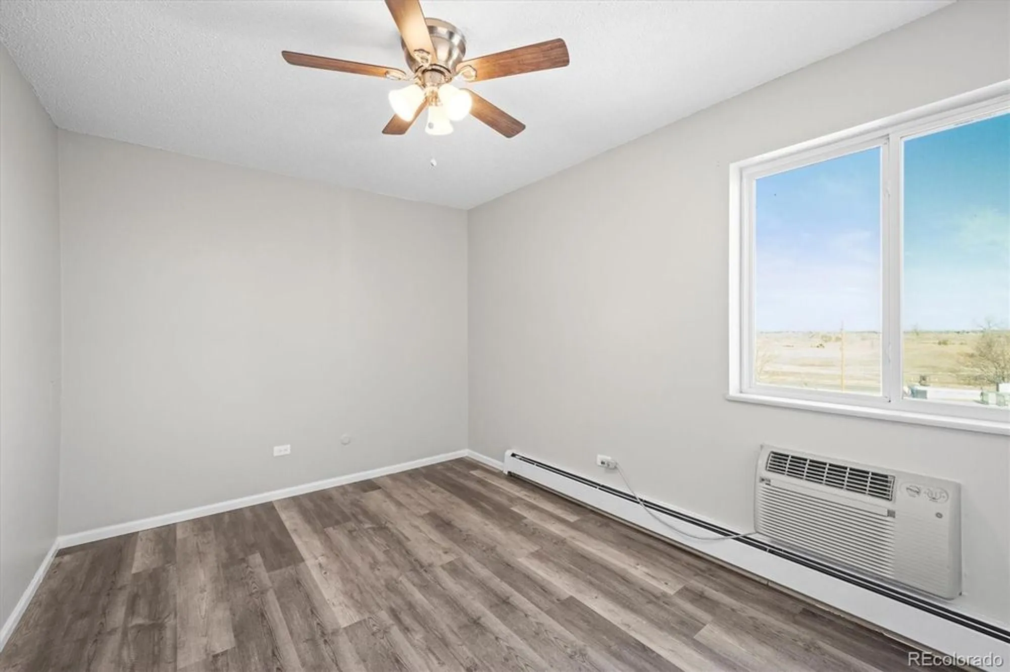 Property Slideshow image 21 of 27 | 495 s dayton st 1d, Denver, CO, 80247