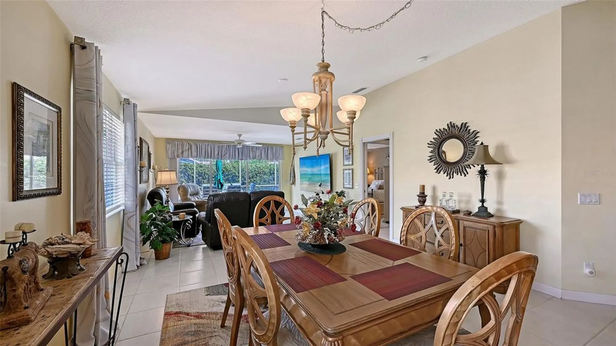 Property Slideshow image 17 of 87 | 5770 ivrea dr, Sarasota, FL, 34238
