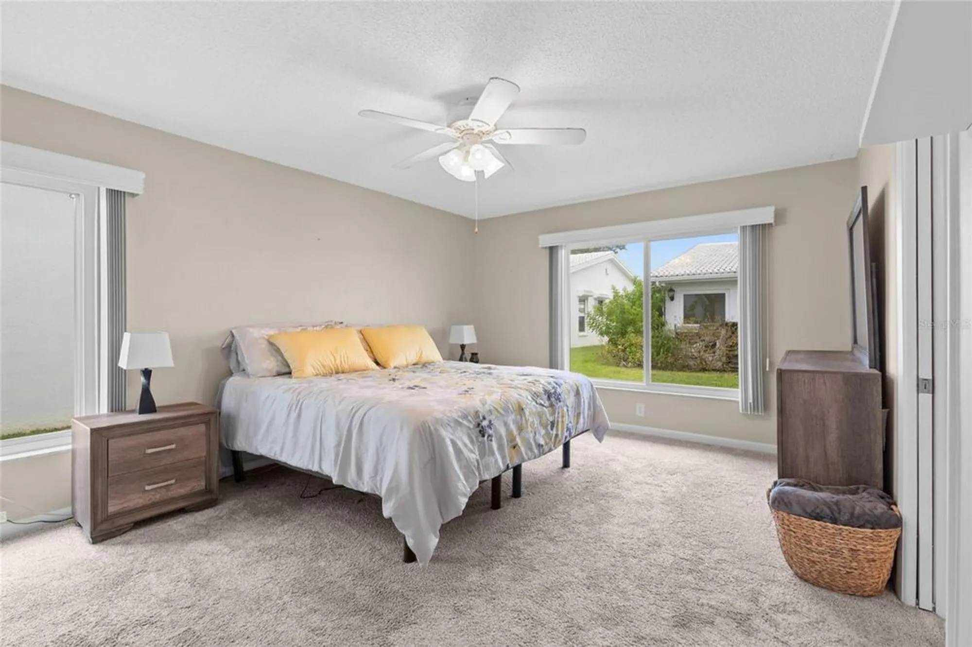 Property Slideshow image 22 of 37 | 9130 34th way n # 6, Pinellas Park, FL, 33782