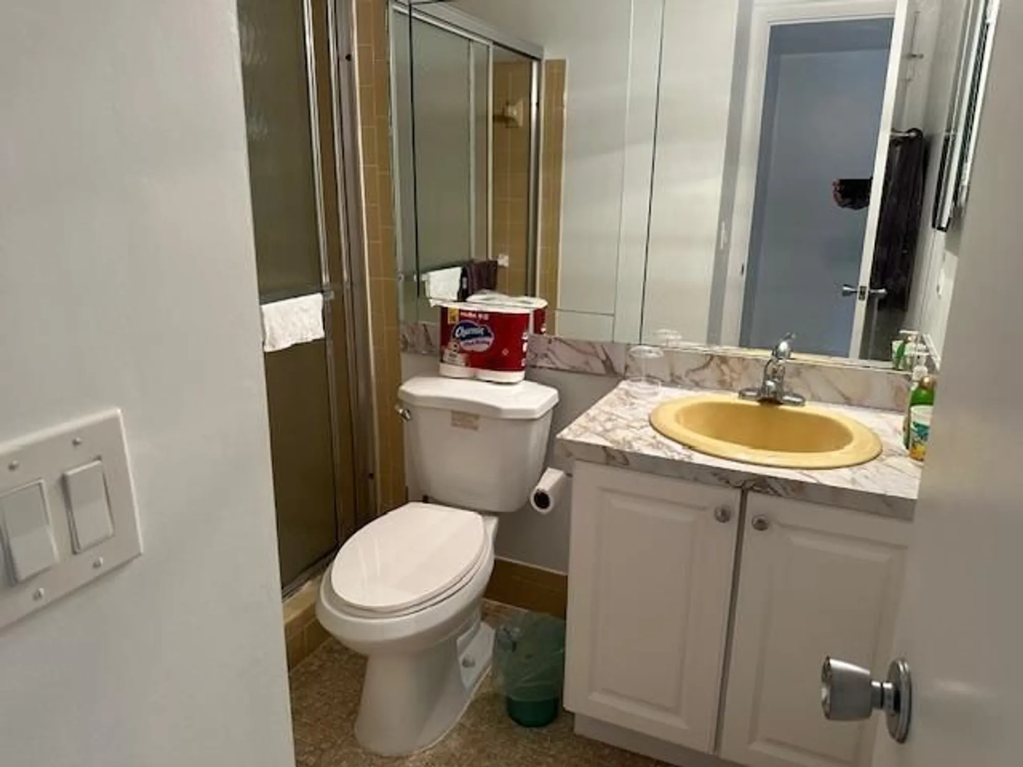 Property Slideshow image 13 of 20 | 600 nw 77th ave 208, Margate, FL, 33063