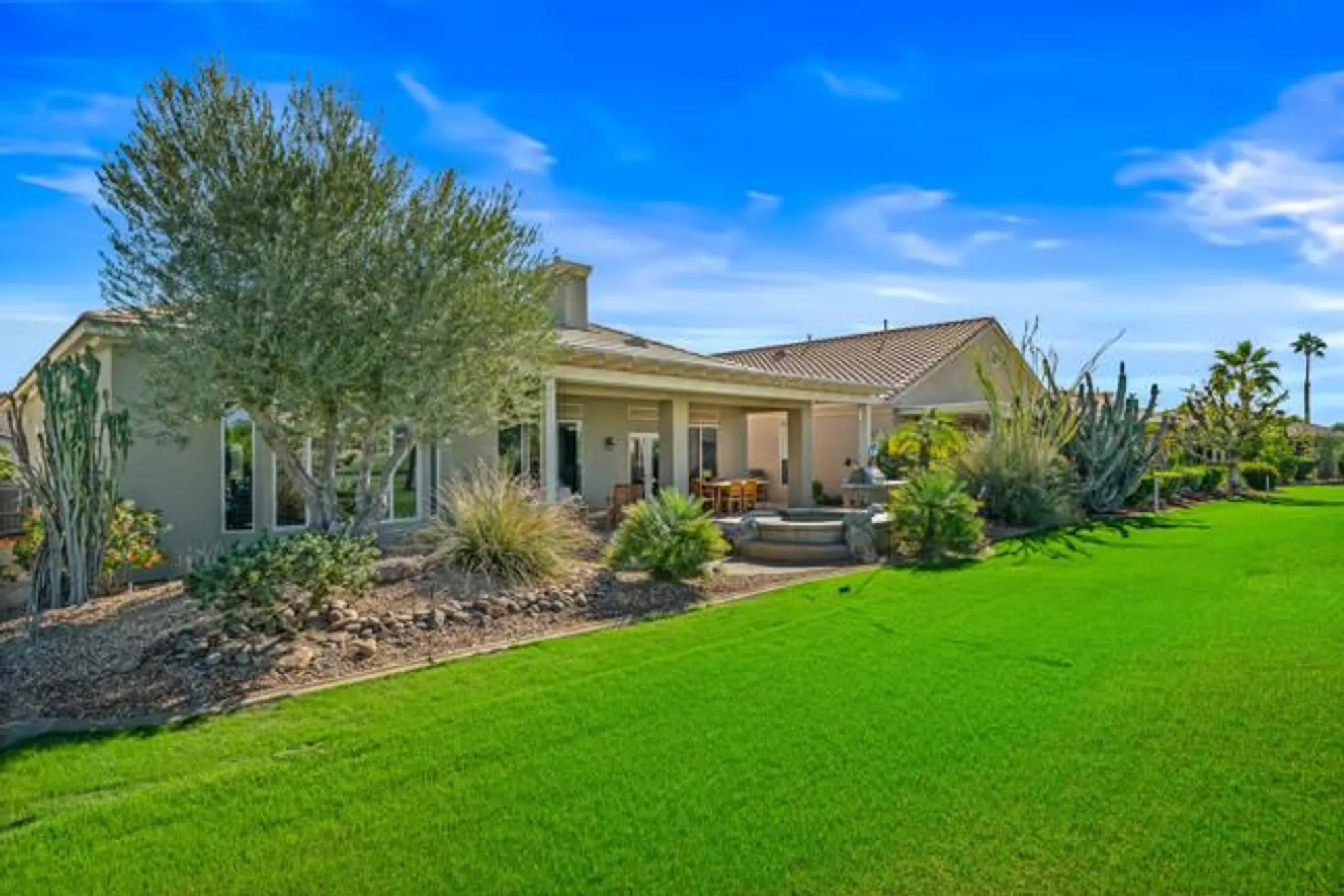 Property Slideshow image 39 of 73 | 44327 royal lytham dr, Indio, CA, 92201