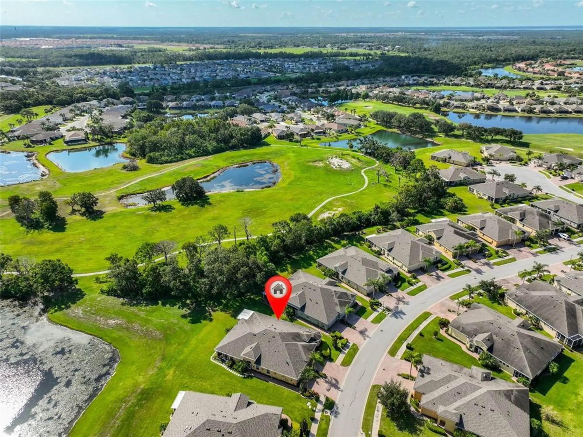 Property Slideshow image 38 of 45 | 658 chipper dr, Sun City Center, FL, 33573