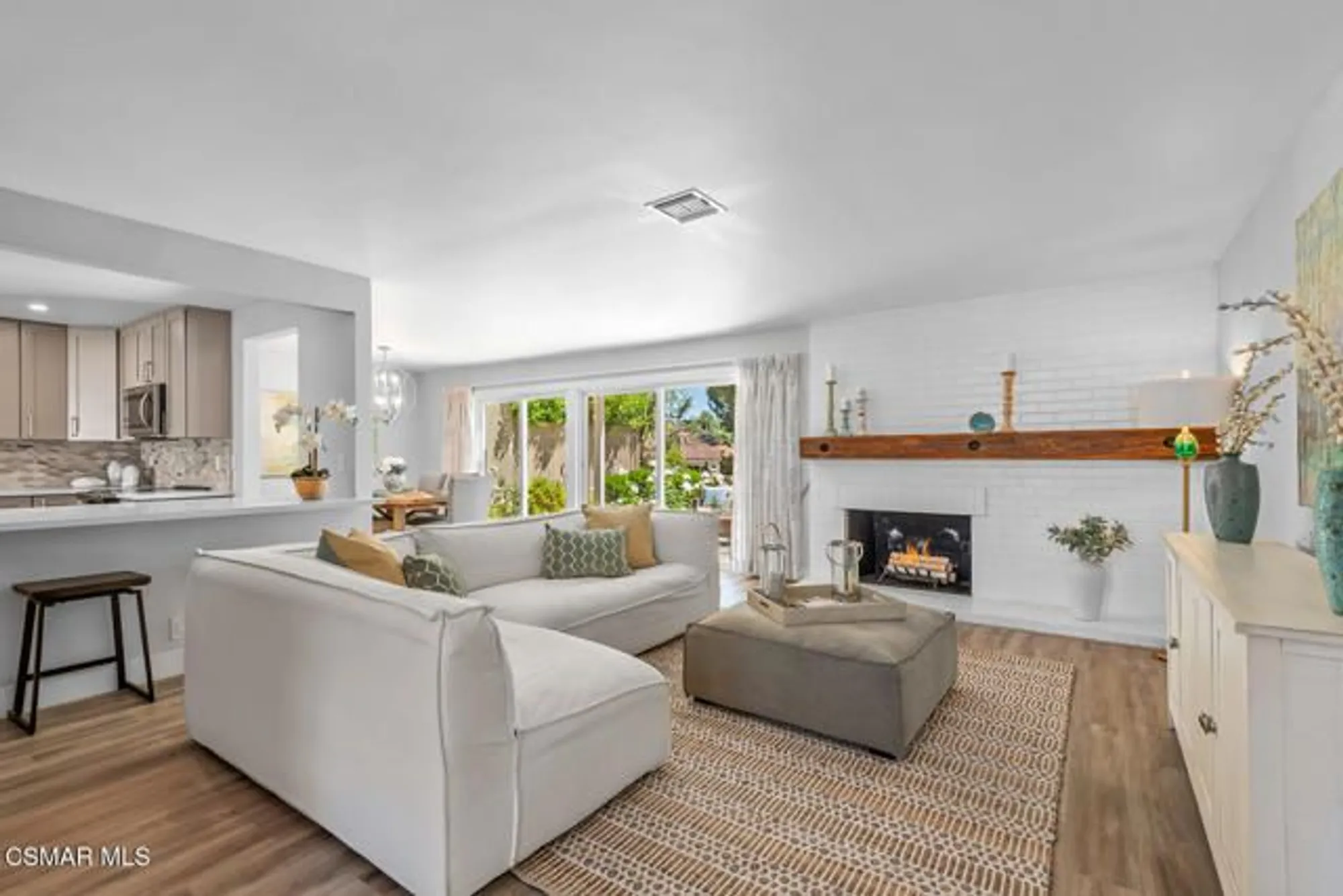 Property Slideshow image 7 of 44 | 32141 lake meadow ln, Westlake Village, CA, 91361