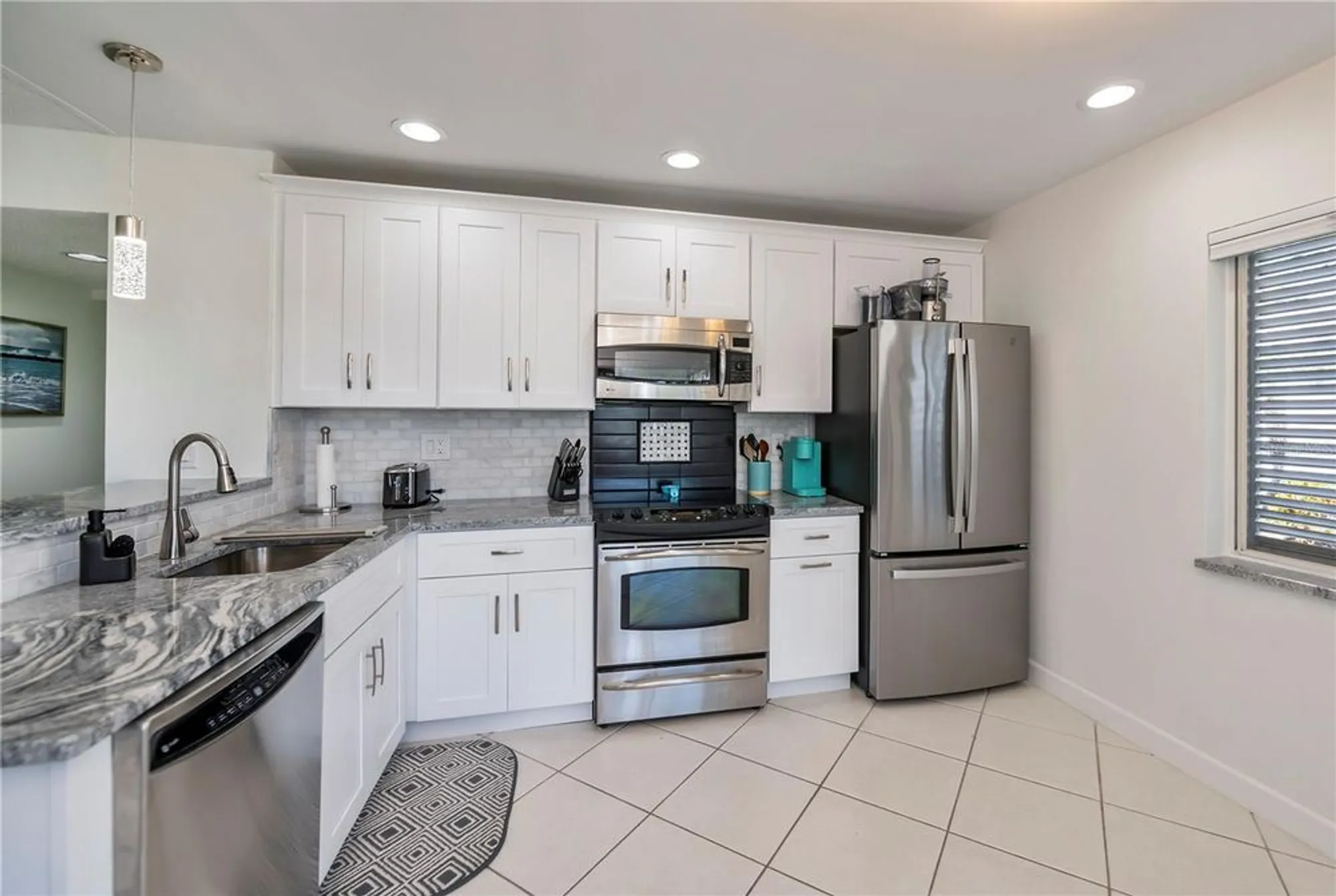 Property Slideshow image 24 of 59 | 262 cerromar way 53, Venice, FL, 34293