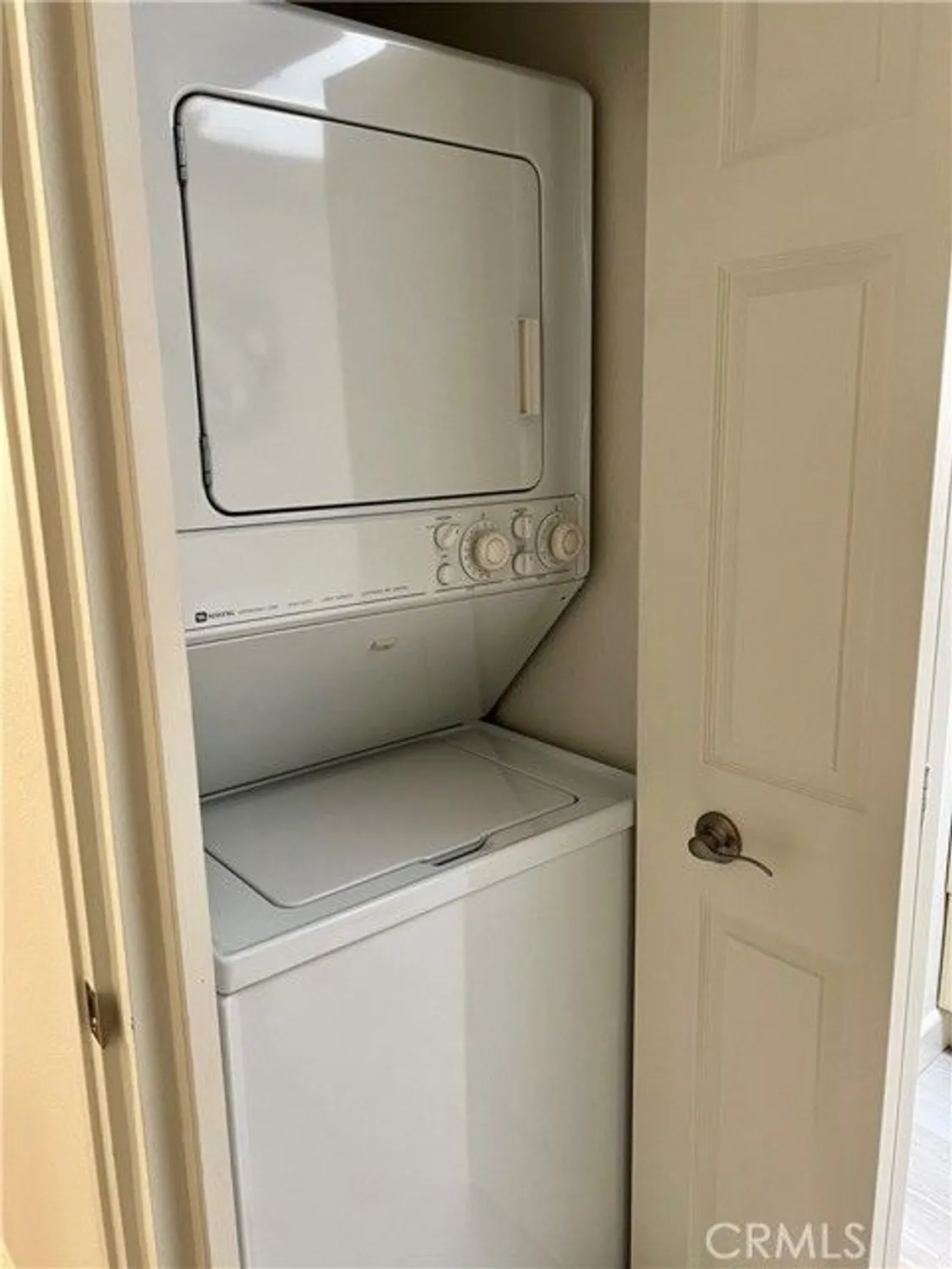 Property Slideshow image 20 of 26 | 13100 shawnee ln # m11 # 208h, Seal Beach, CA, 90740