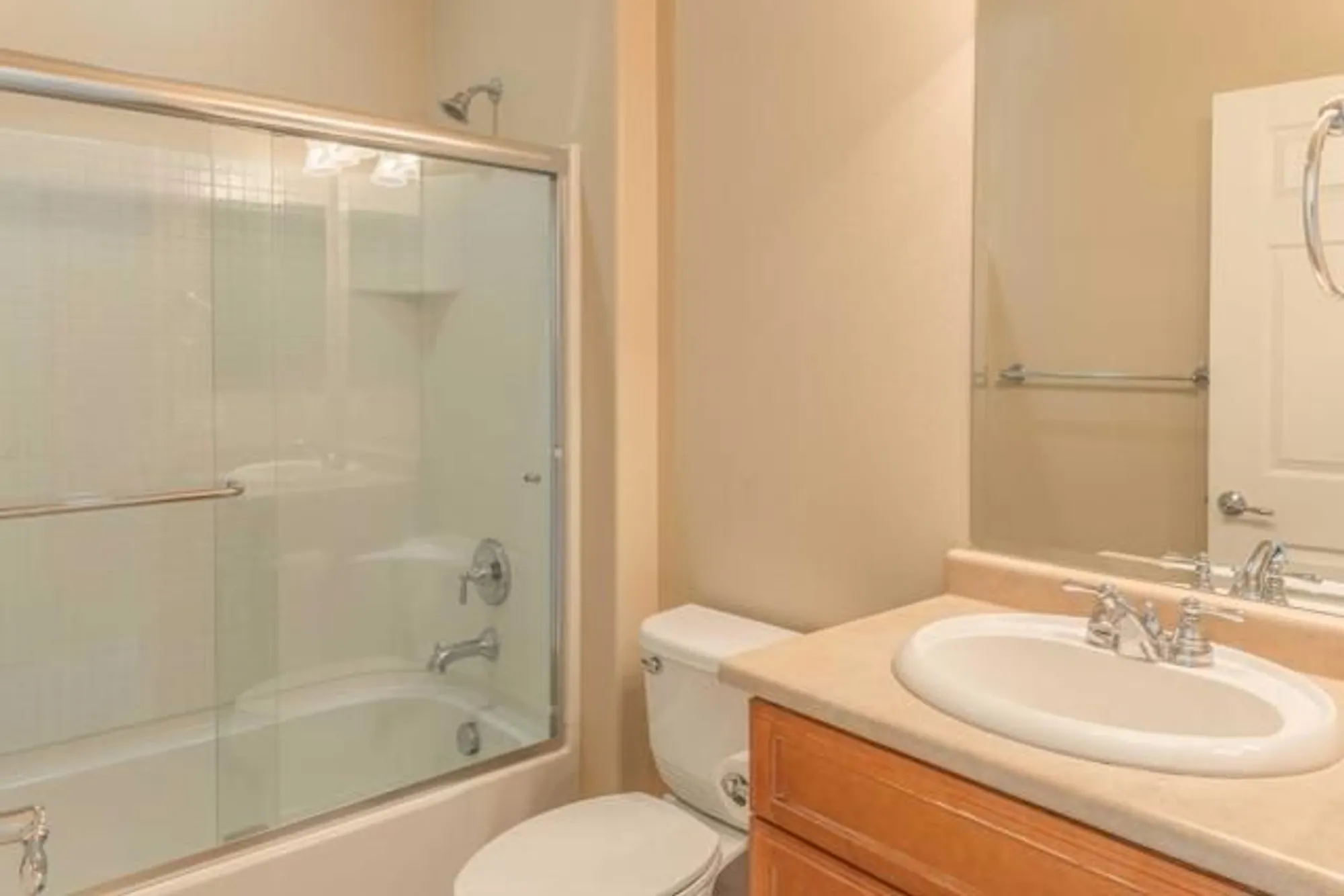 Property Slideshow image 16 of 21 | 81701 avenida de baile, Indio, CA, 92203