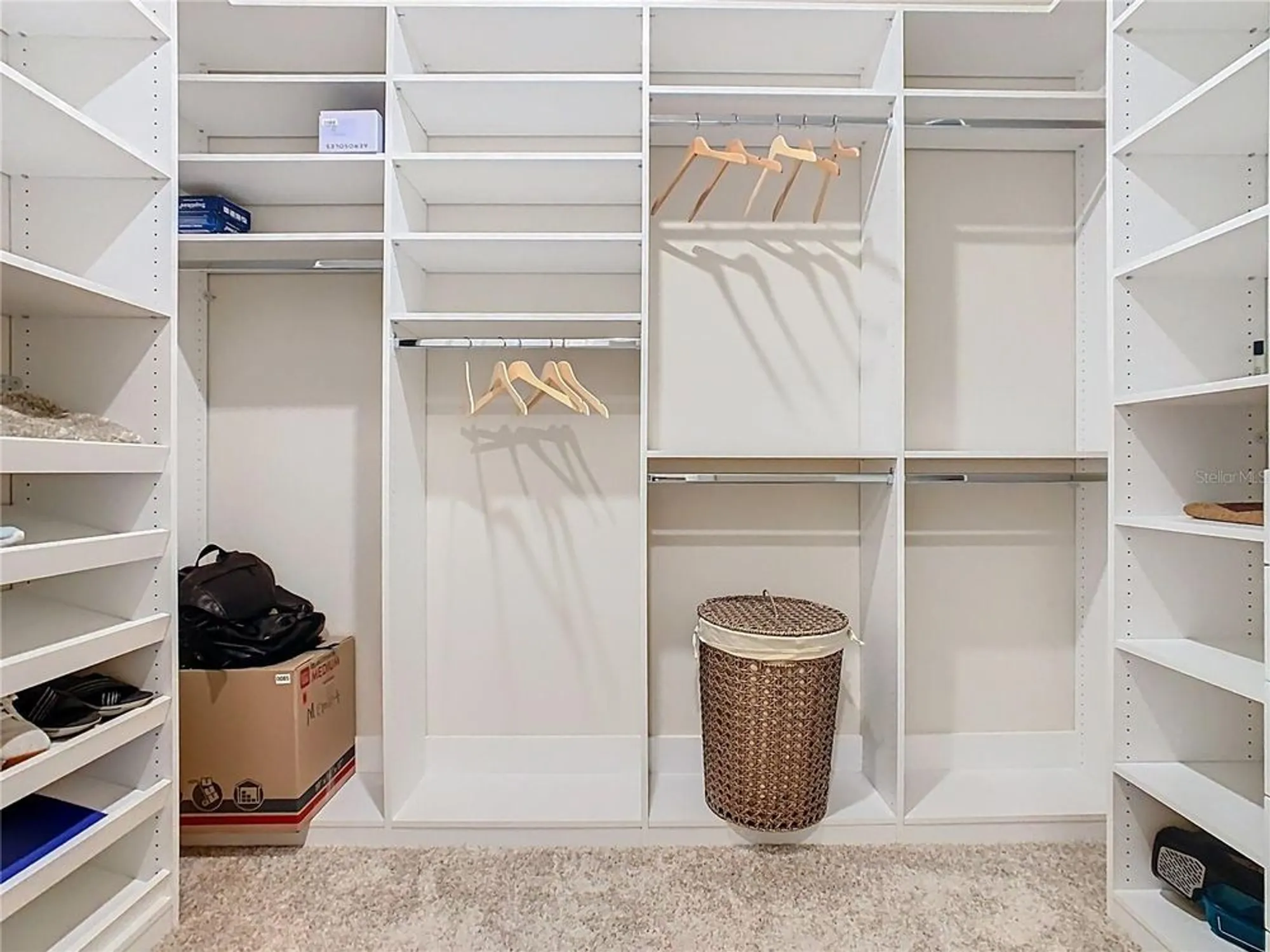 Property Slideshow image 33 of 67 | 418 treviso dr, Kissimmee, FL, 34759