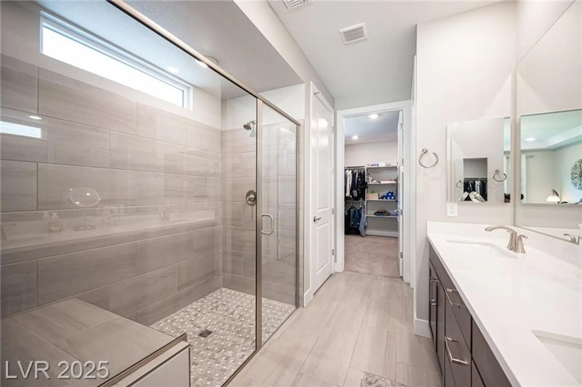 Property Slideshow image 36 of 55 | 35 cliffwater st, Henderson, NV, 89011