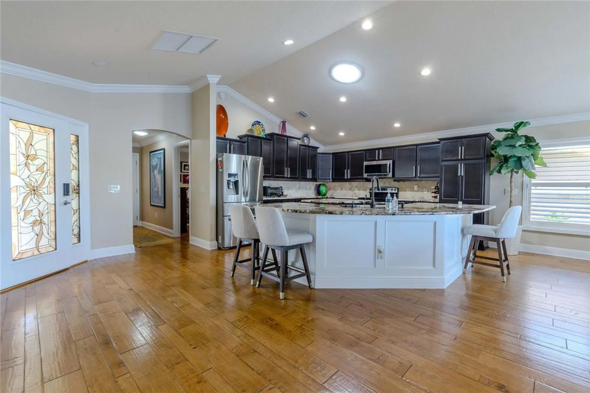 Property Slideshow image 4 of 86 | 1181 edgewater ln, The Villages, FL, 32162