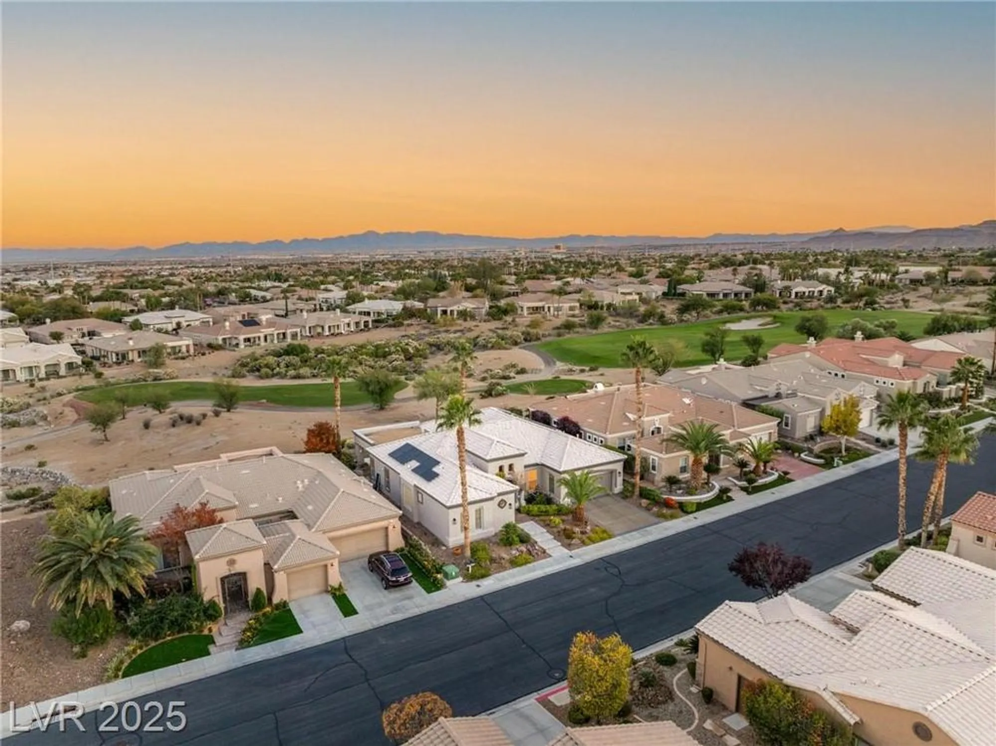 Property Slideshow image 54 of 66 | 4754 riva de romanza st, Las Vegas, NV, 89135
