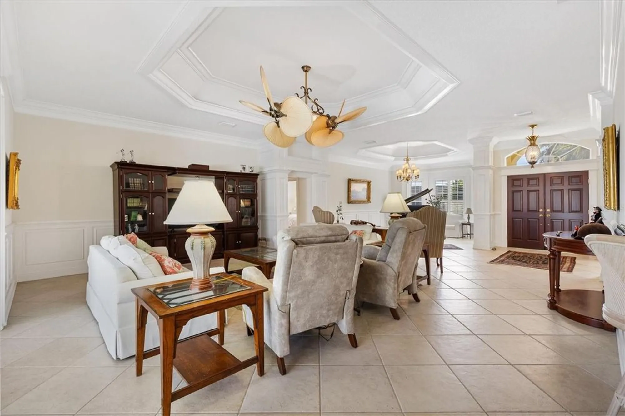 Property Slideshow image 17 of 60 | 664 ternberry forest dr, The Villages, FL, 32162