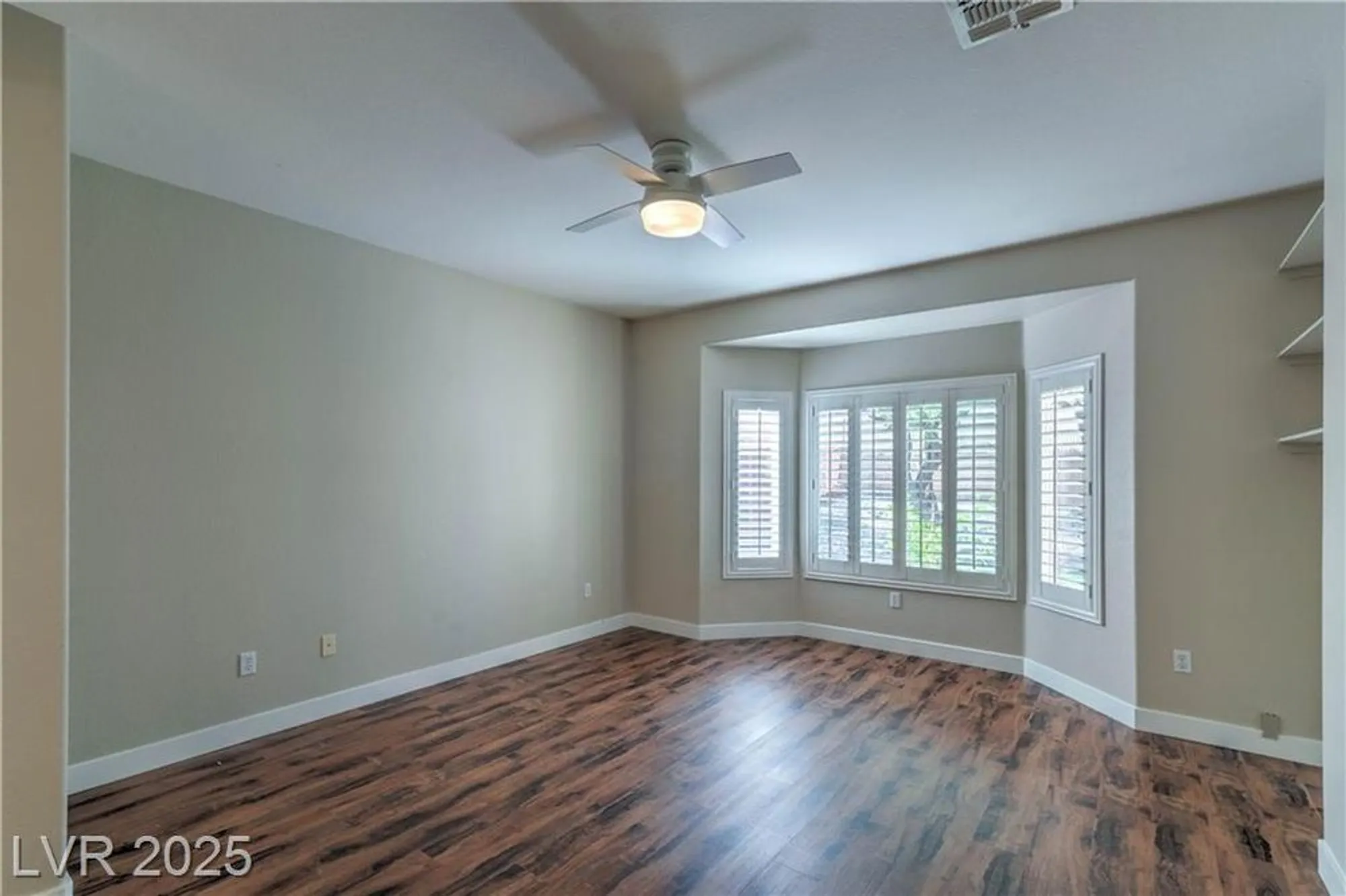 Property Slideshow image 8 of 21 | 2085 desert woods dr, Henderson, NV, 89012