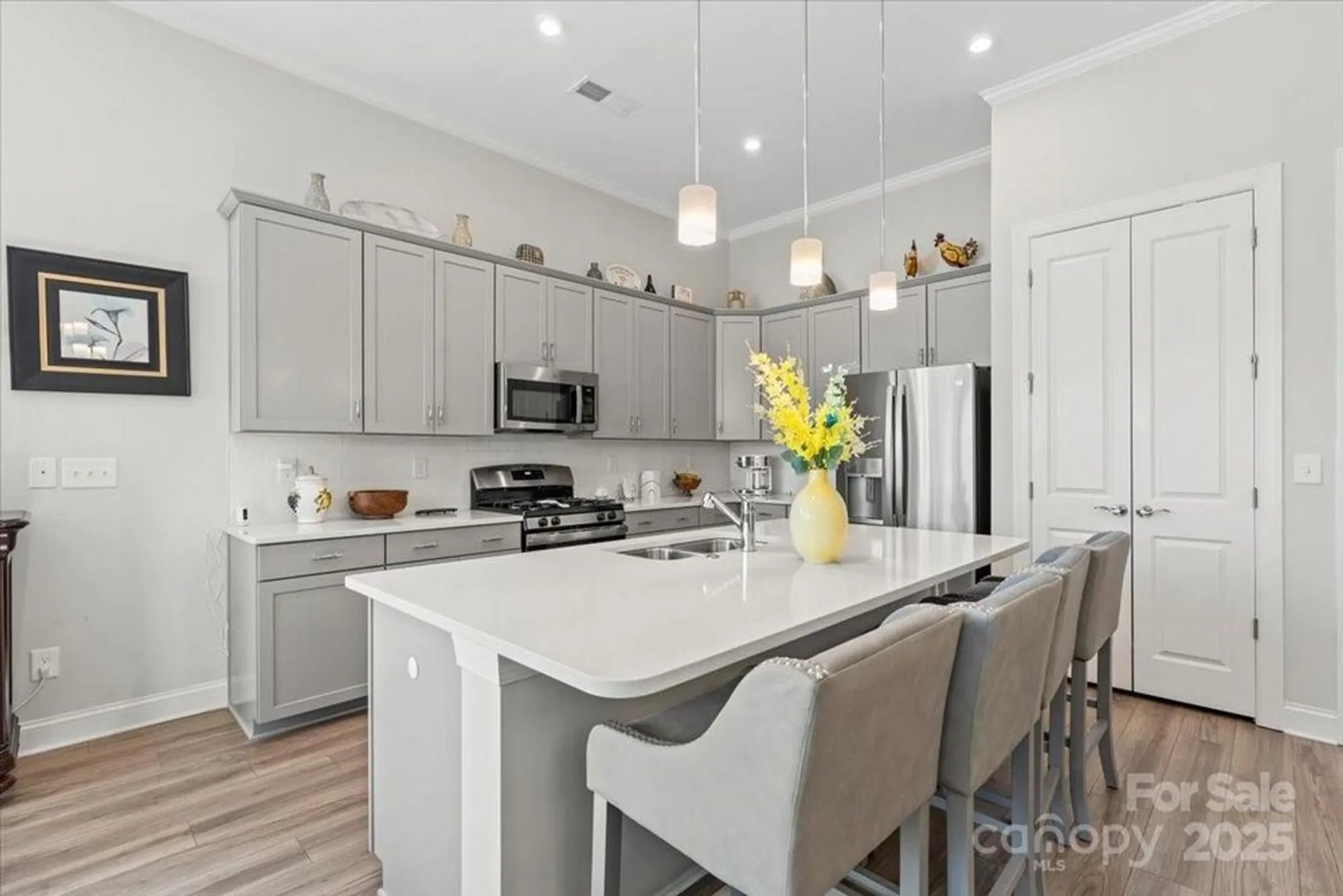 Property Slideshow image 9 of 21 | 7343 overjoyed crossing # 318, Charlotte, NC, 28215