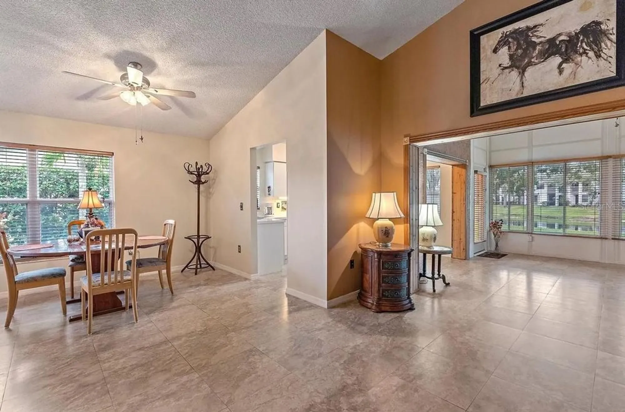 Property Slideshow image 14 of 50 | 5508 gardens dr, Sarasota, FL, 34243