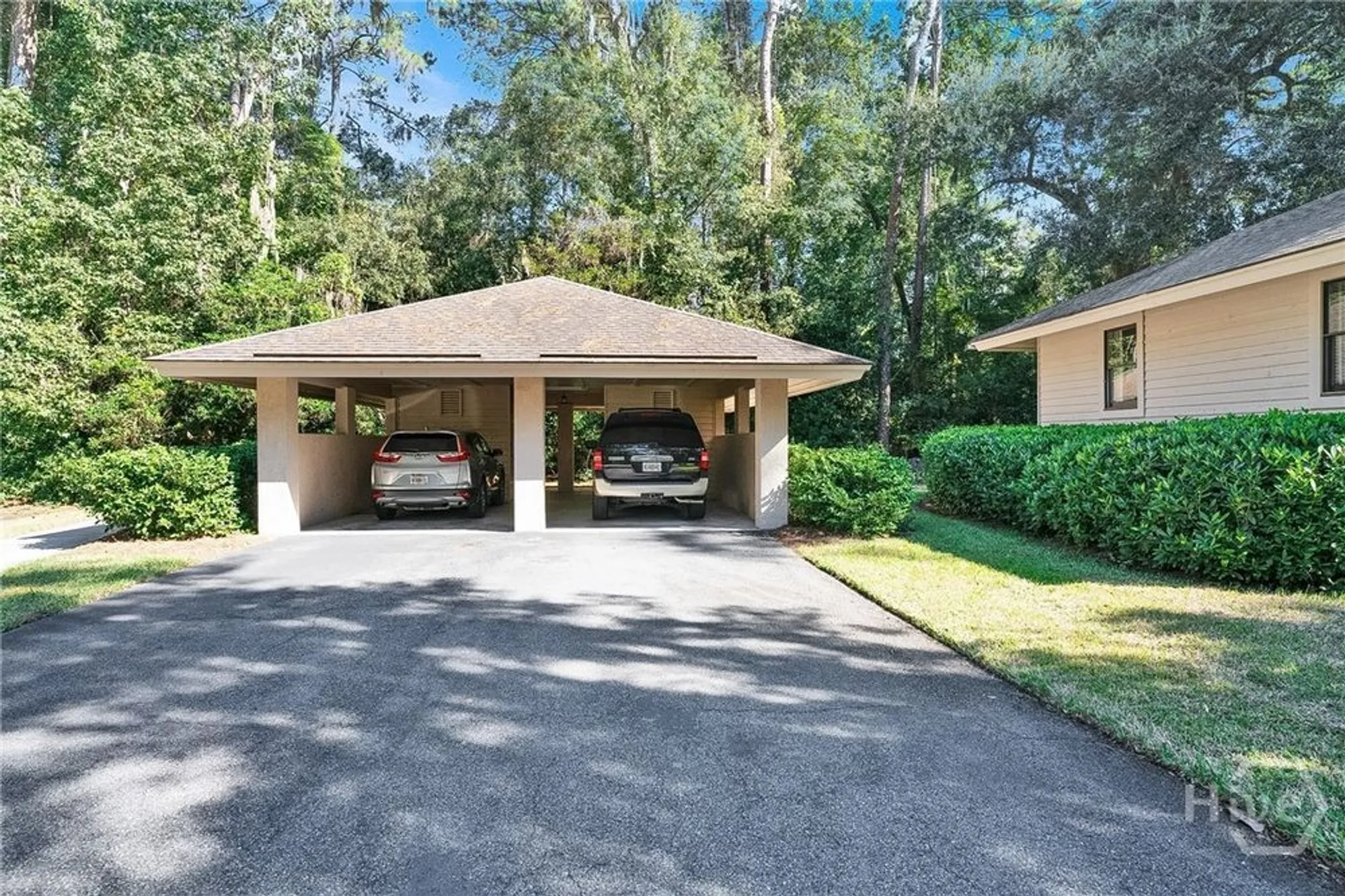 Property Slideshow image 8 of 31 | 5 franklin ct, Savannah, GA, 31411