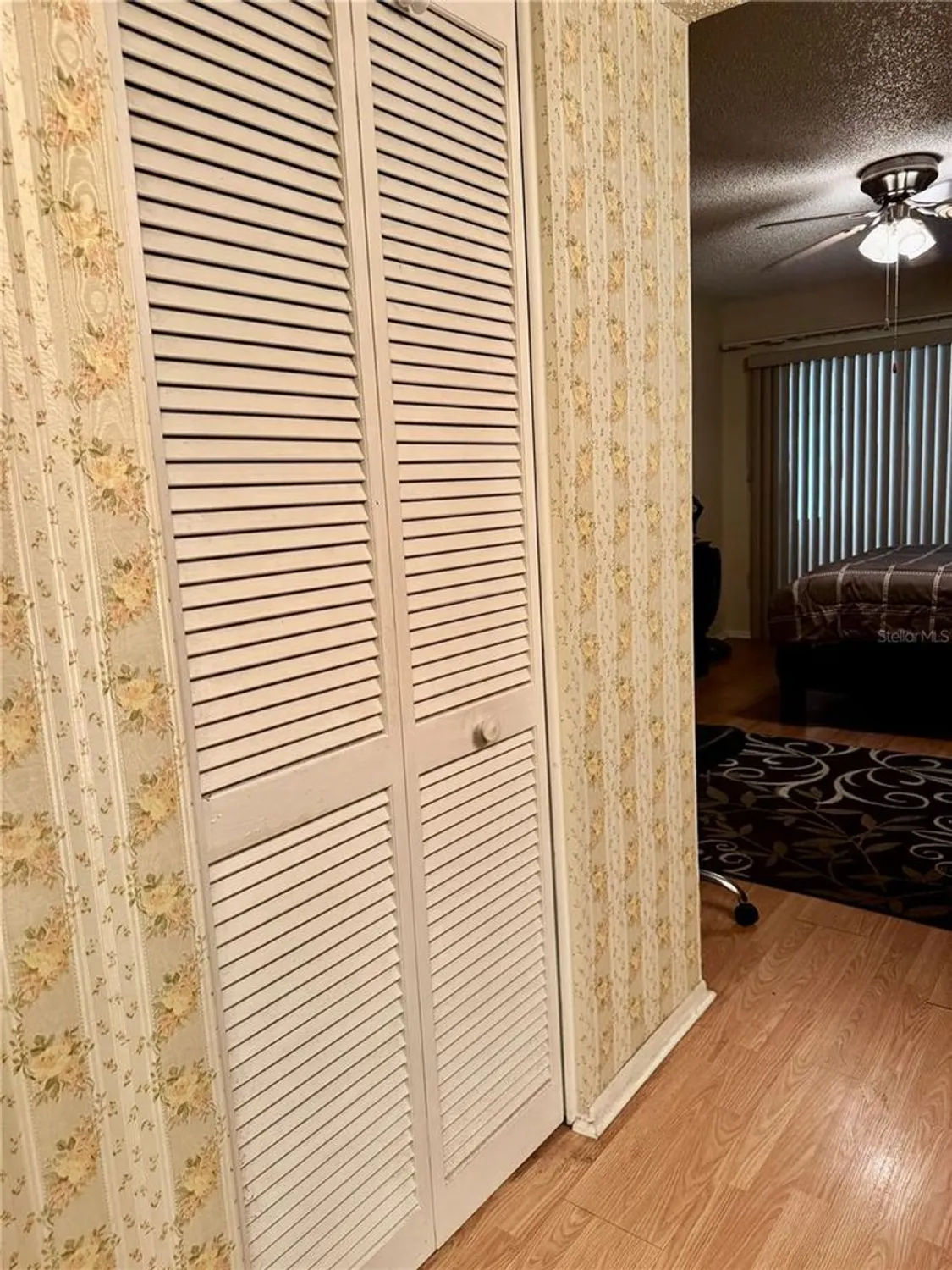 Property Slideshow image 15 of 25 | 11231 dollar lake dr apt 1, Port Richey, FL, 34668