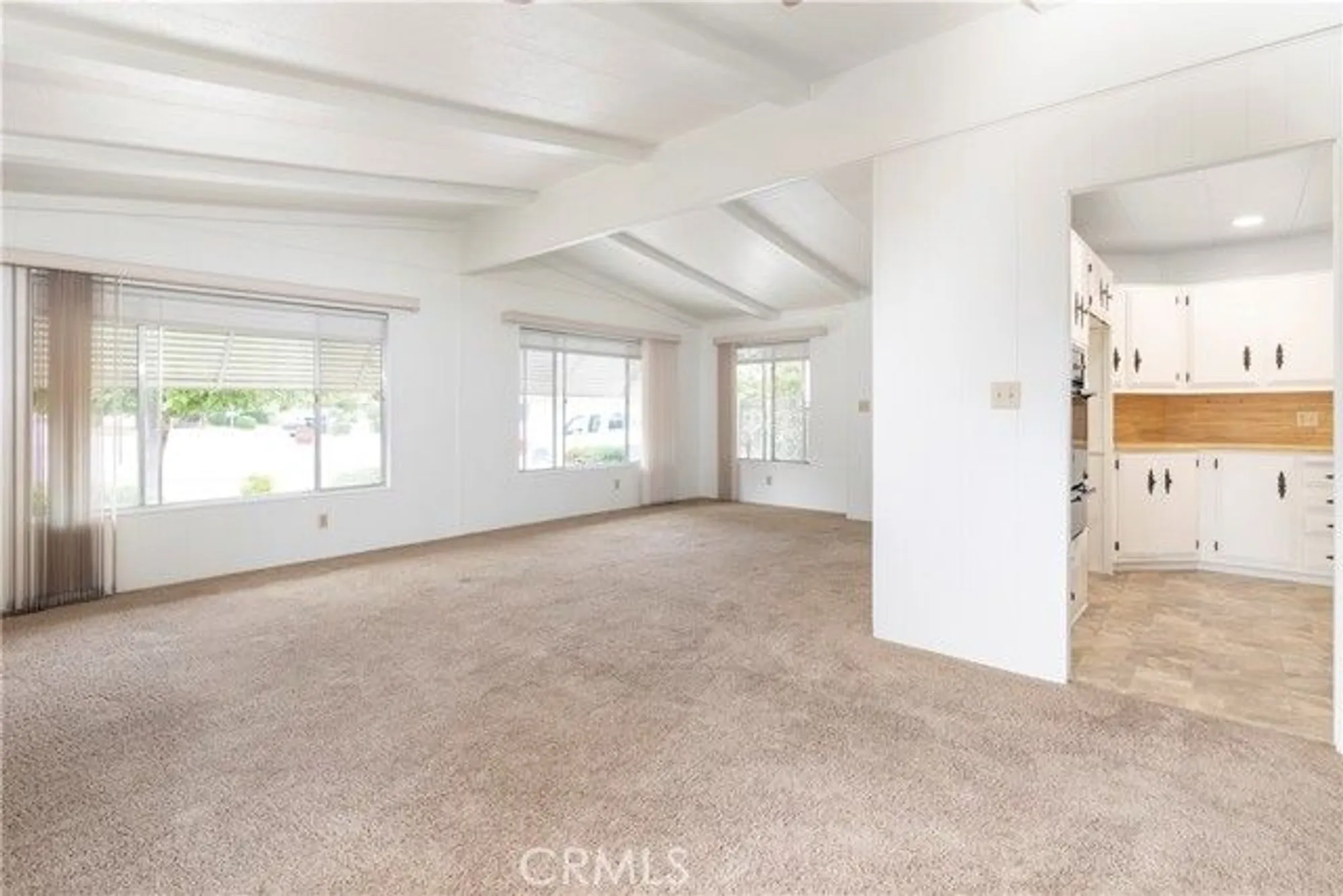 Property Slideshow image 9 of 34 | 2918 dogwood way, Hemet, CA, 92545