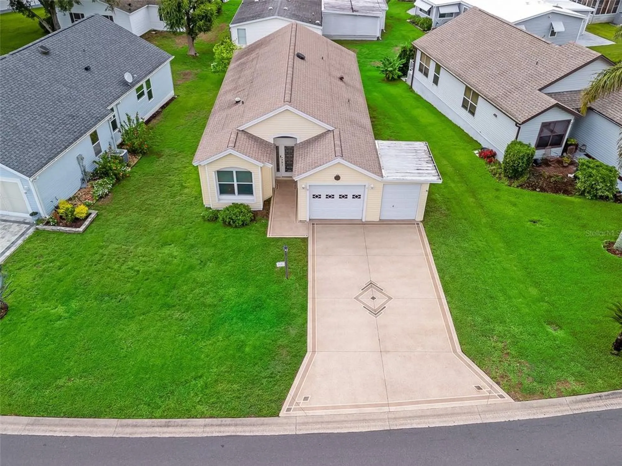 Property Slideshow image 38 of 42 | 1142 w boone ct, The Villages, FL, 32159