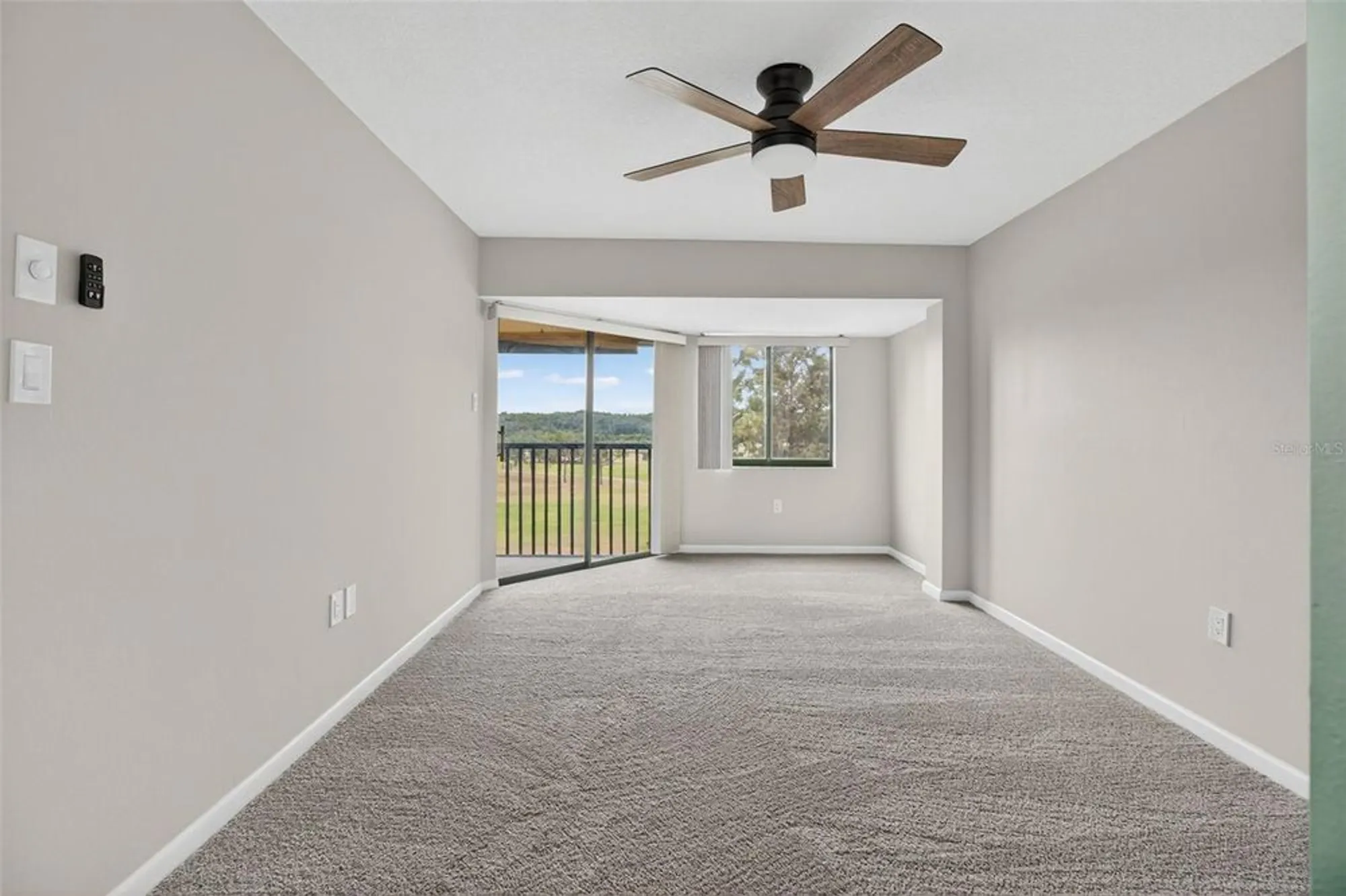 Property Slideshow image 15 of 37 | 1933 golfview dr # 1933, Tarpon Springs, FL, 34689