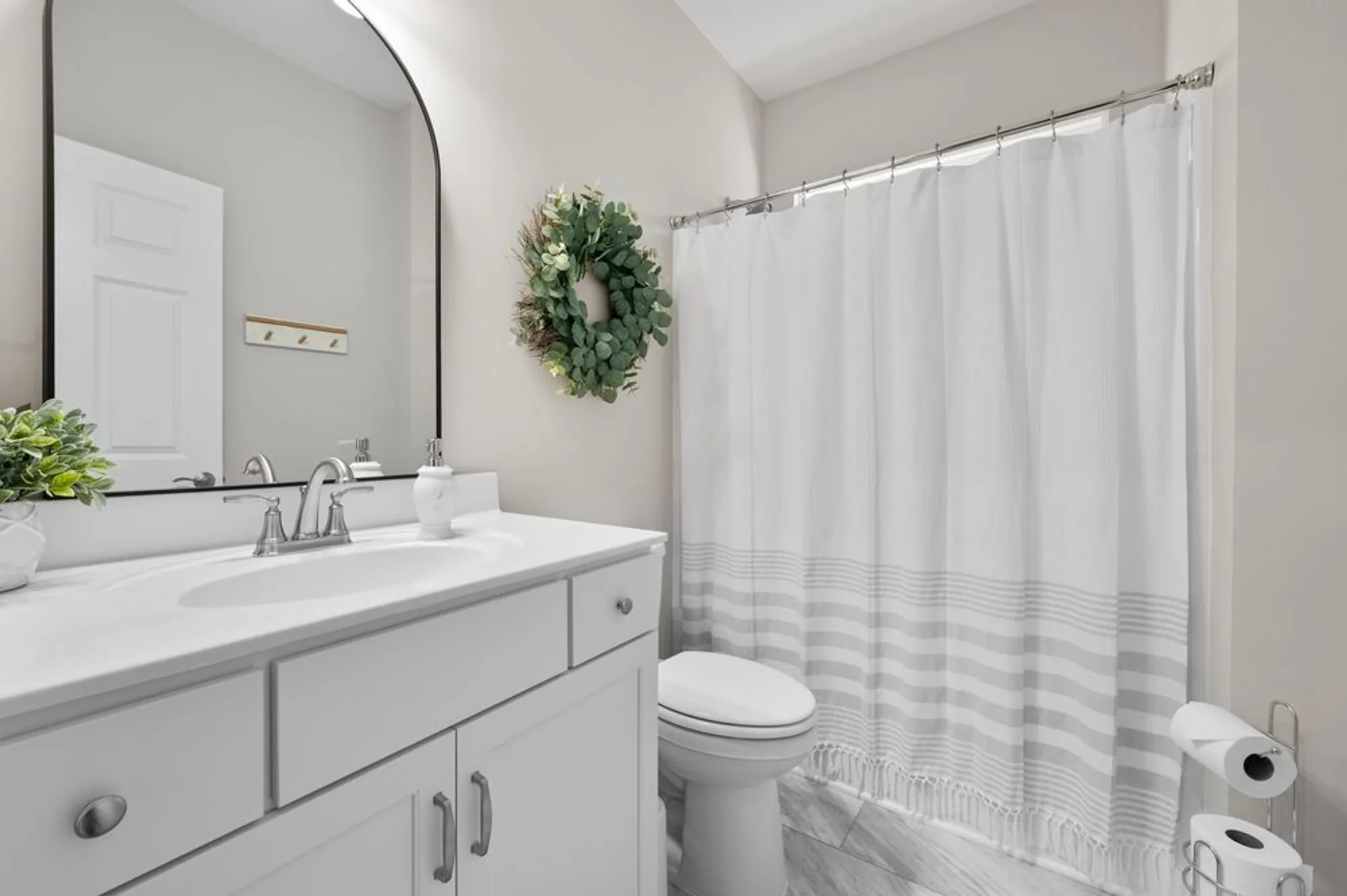 Property Slideshow image 21 of 49 | 1519 cedarbrooke ln, Lebanon, TN, 37090