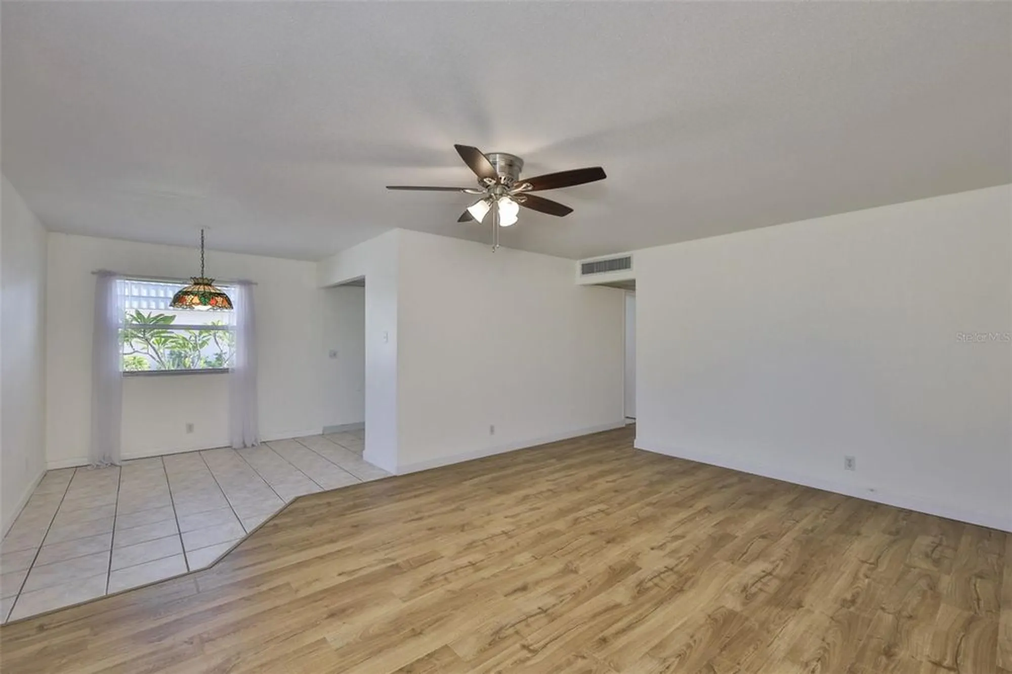 Property Slideshow image 5 of 46 | 1811 bedford ln 153, Sun City Center, FL, 33573