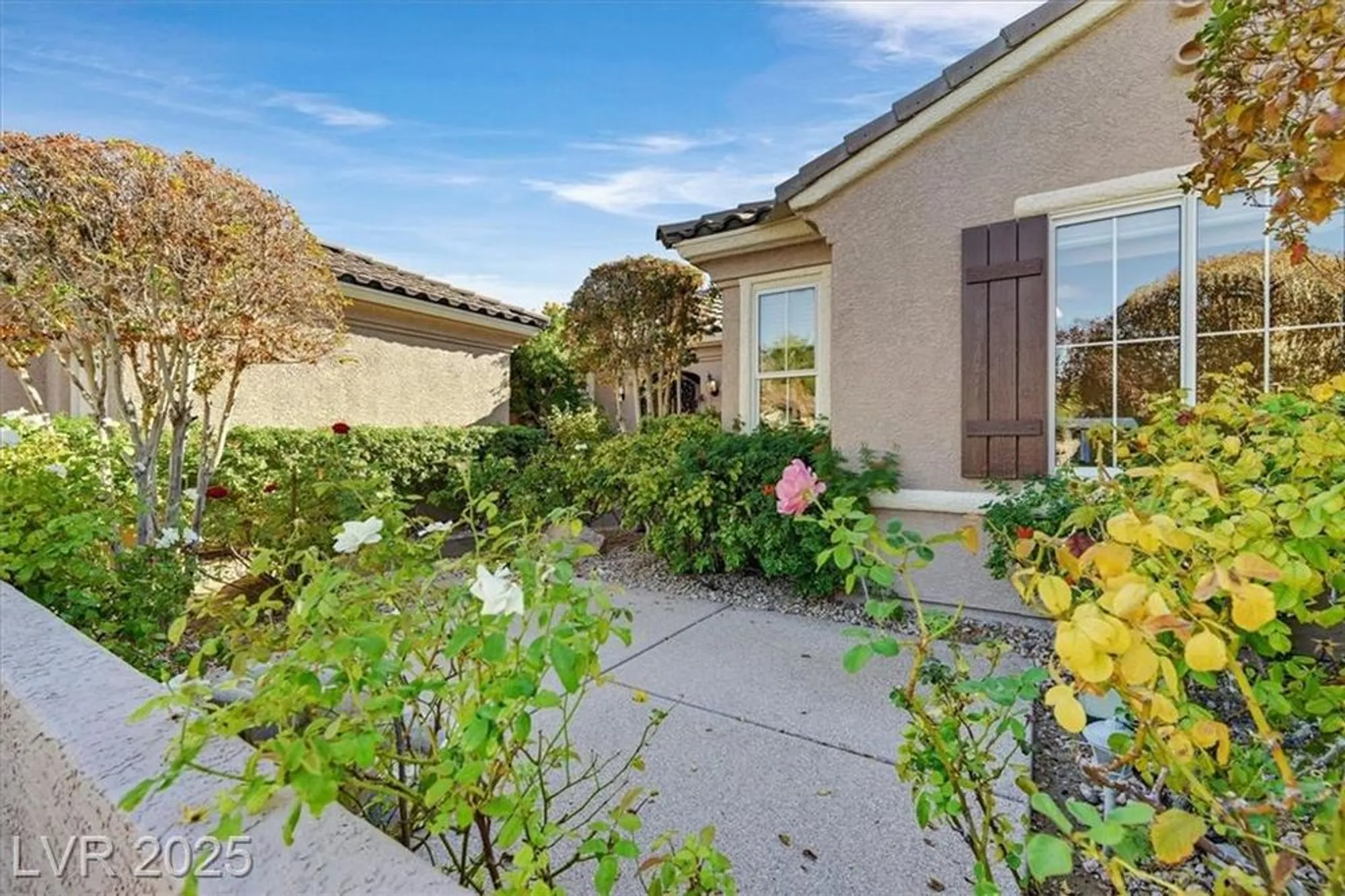 Property Slideshow image 5 of 63 | 1749 warrington dr, Henderson, NV, 89052