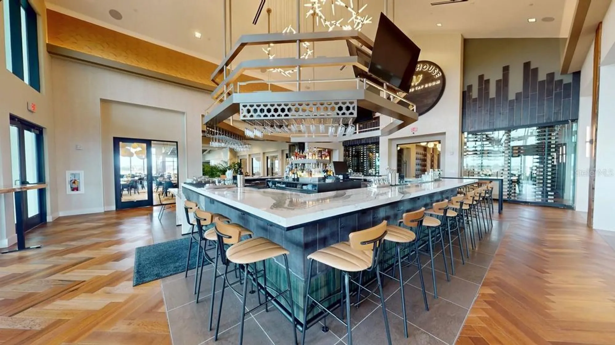 Property Slideshow image 84 of 90 | 16423 isola pl, Lakewood Ranch, FL, 34211