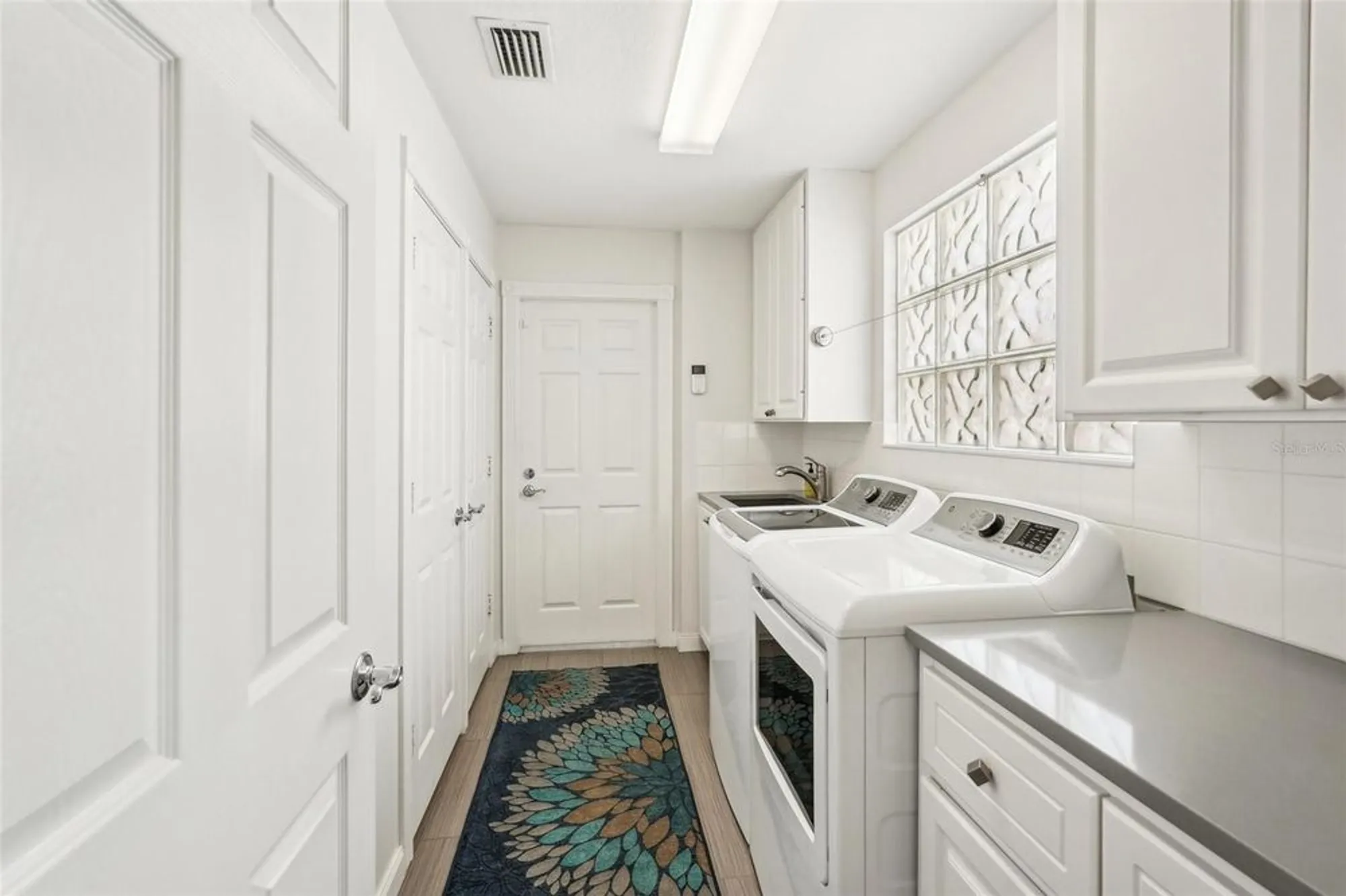 Property Slideshow image 59 of 74 | 7632 quinto dr, Sarasota, FL, 34238