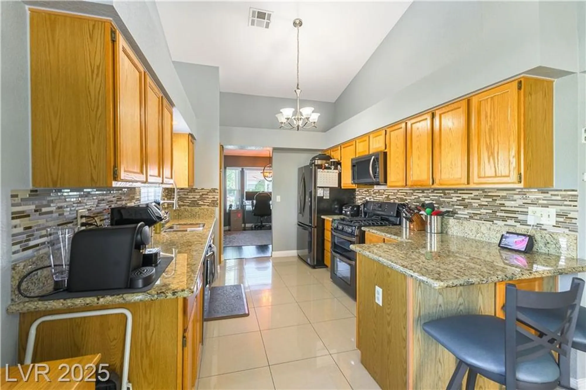 Property Slideshow image 11 of 42 | 5600 segolilly cir, Las Vegas, NV, 89130