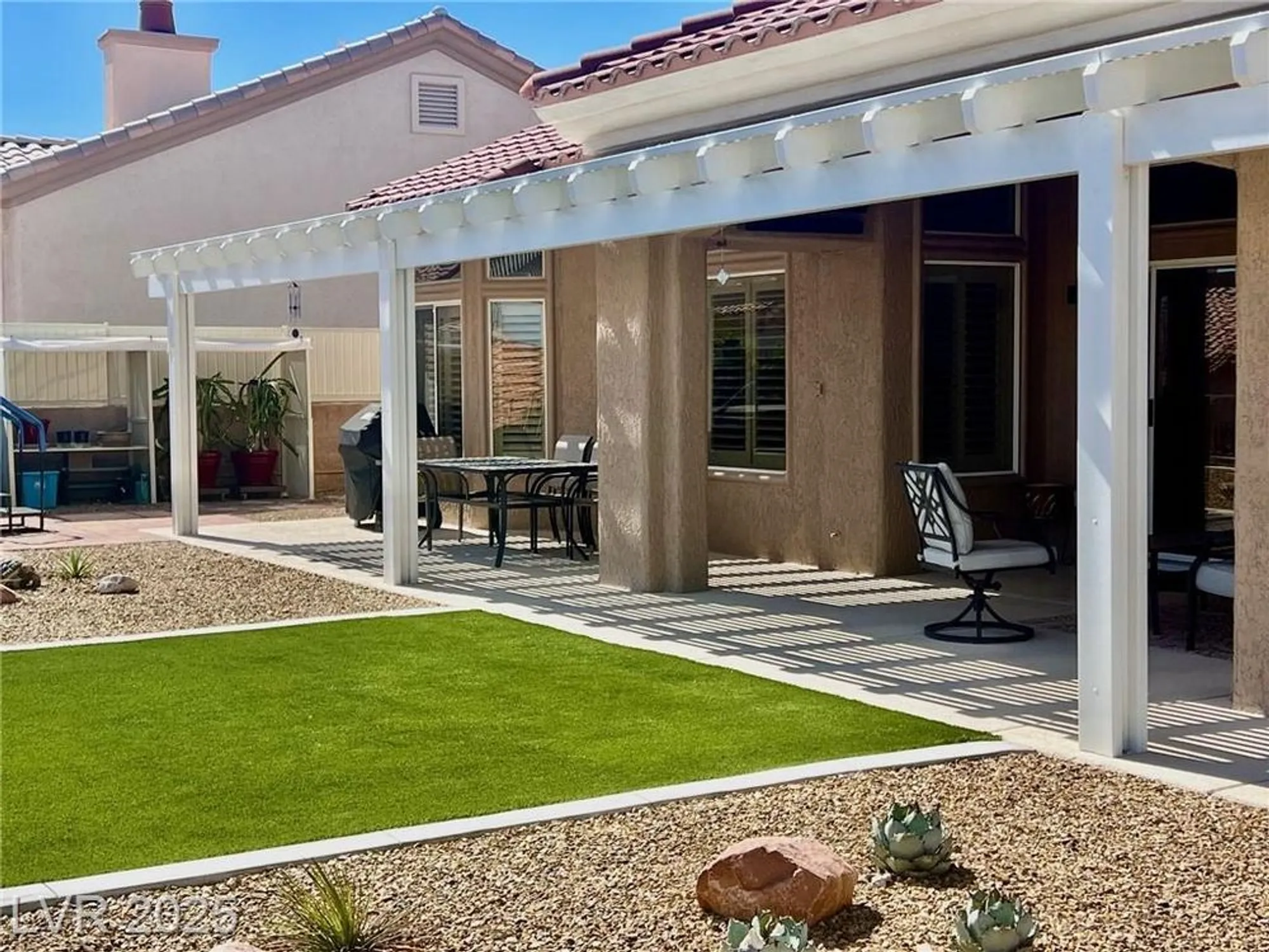 Property Slideshow image 19 of 21 | 2736 darby falls dr, Las Vegas, NV, 89134