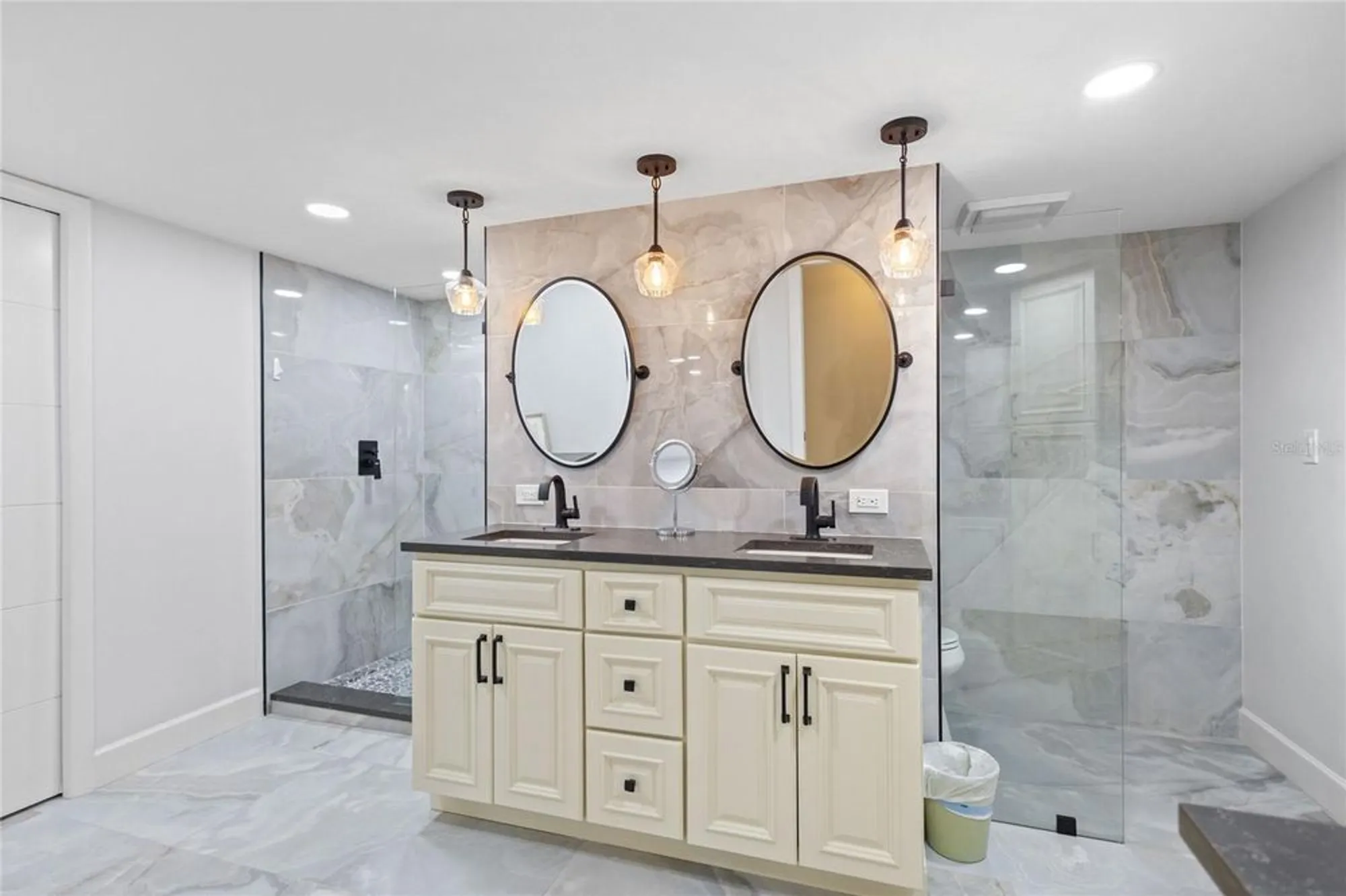 Property Slideshow image 21 of 36 | 3250 southshore dr apt 54b, Punta Gorda, FL, 33955