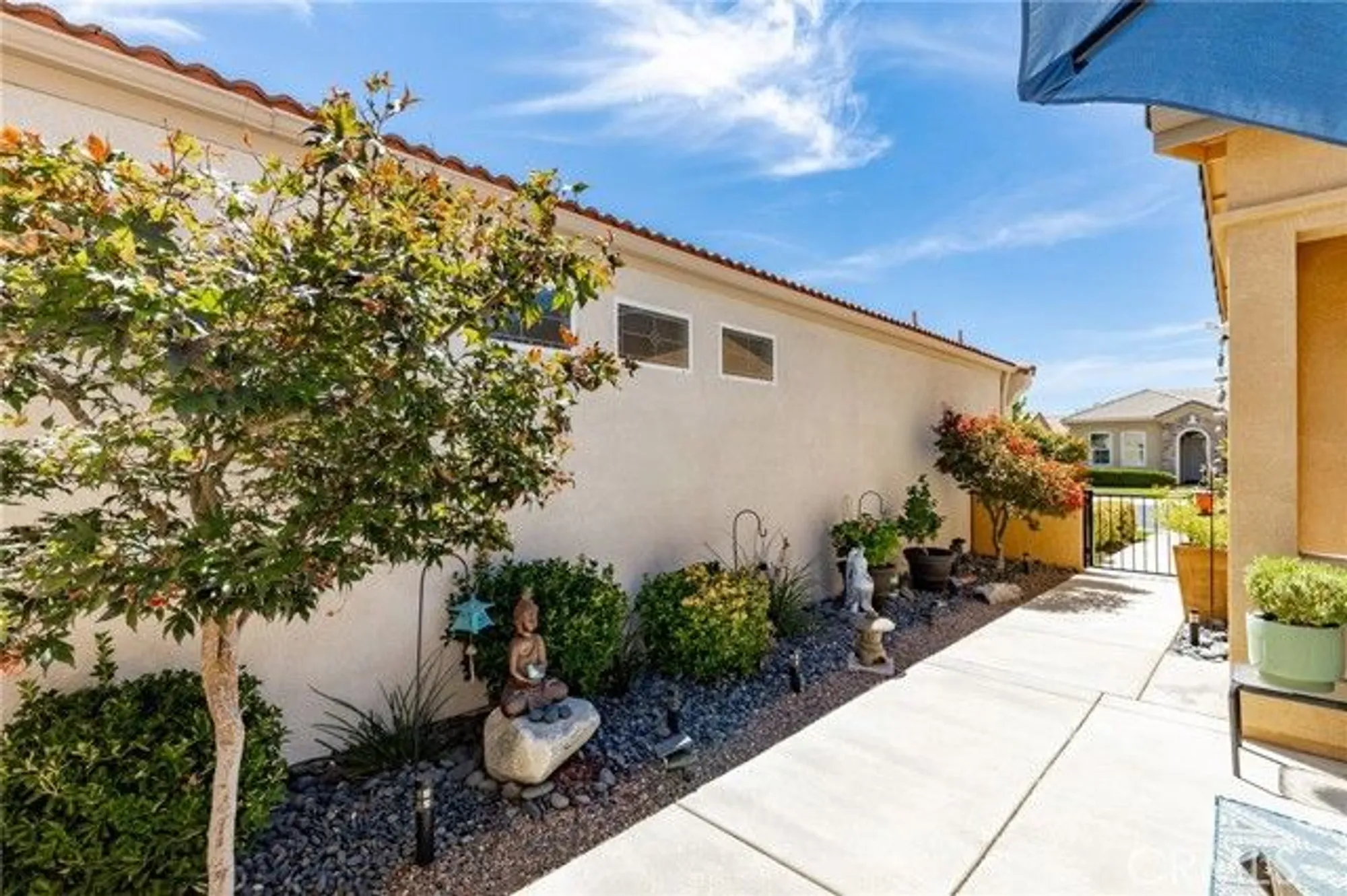 Property Slideshow image 36 of 62 | 126 thistle crk, Beaumont, CA, 92223
