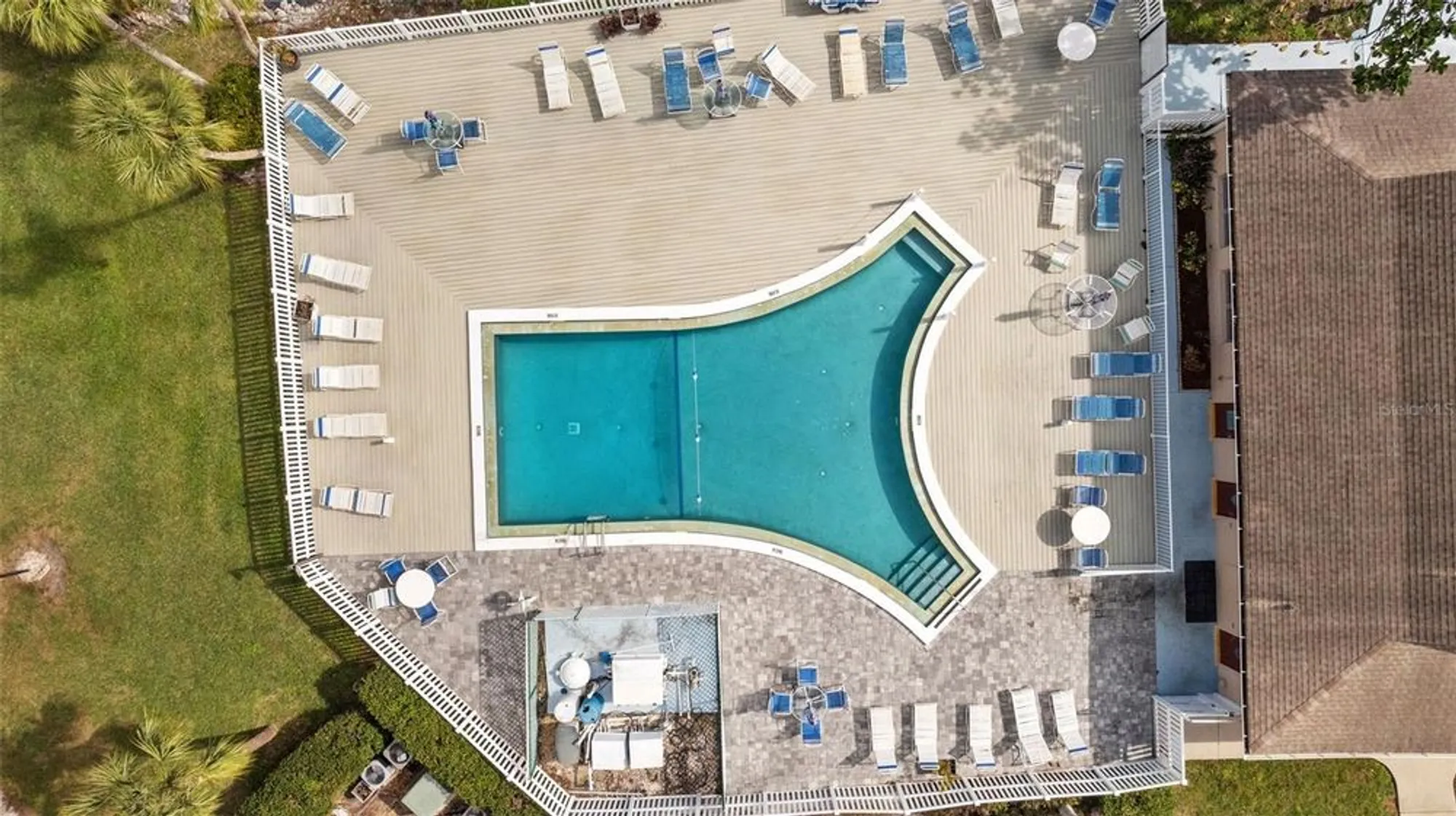 Property Slideshow image 37 of 45 | 4126 heron way b113, Bradenton, FL, 34205