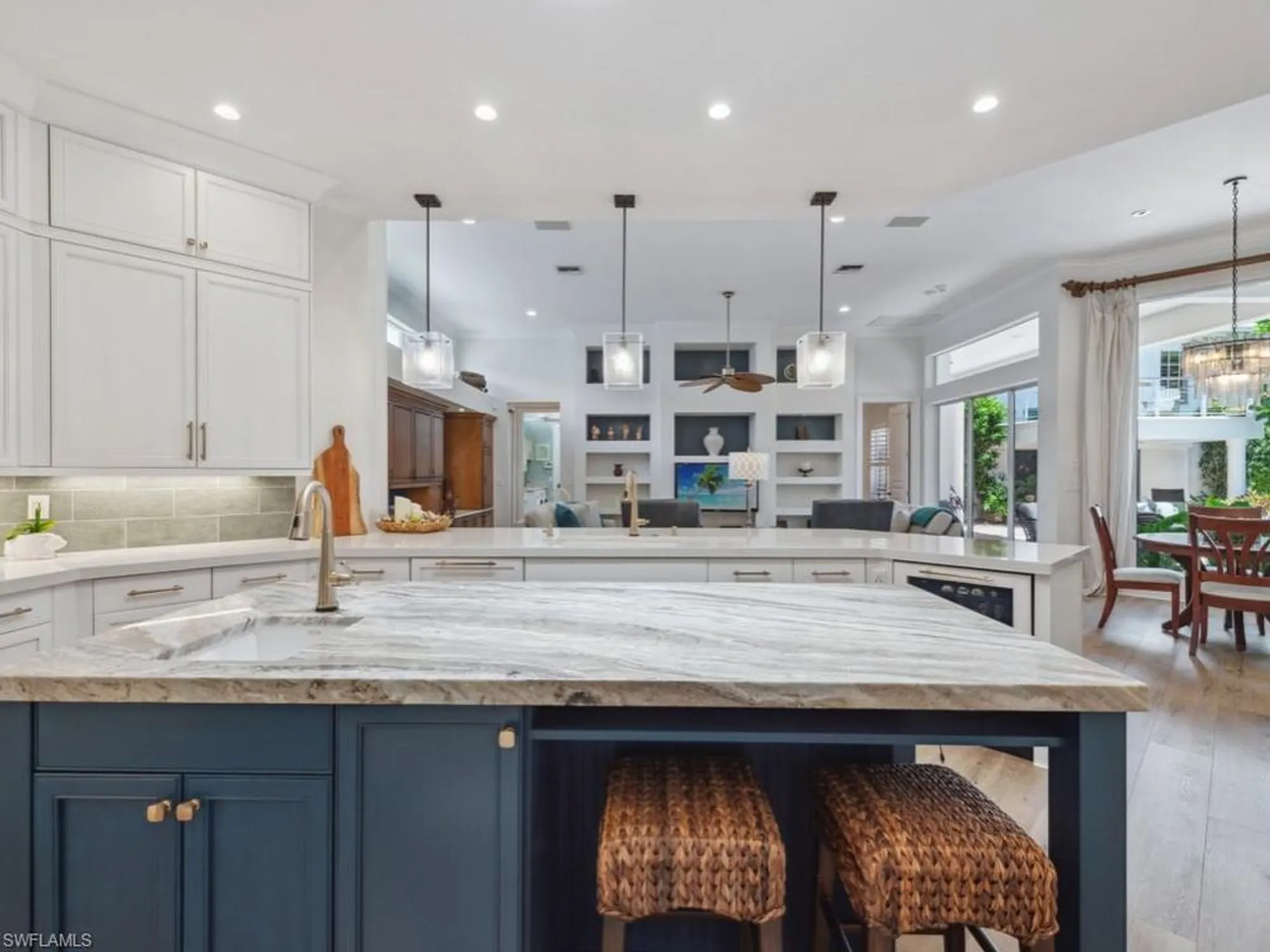 Property Slideshow image 9 of 50 | 27508 riverbank dr, Bonita Springs, FL, 34134