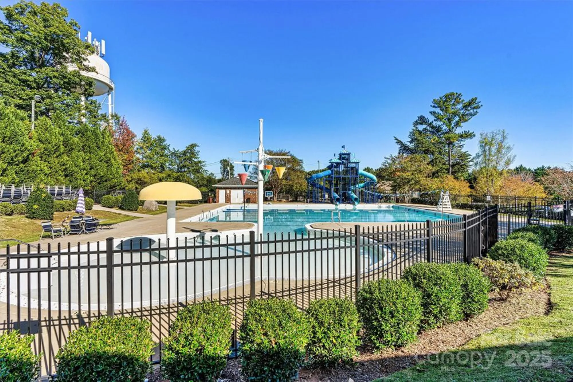 Property Slideshow image 34 of 35 | 7520 fairway villa cir, Denver, NC, 28037