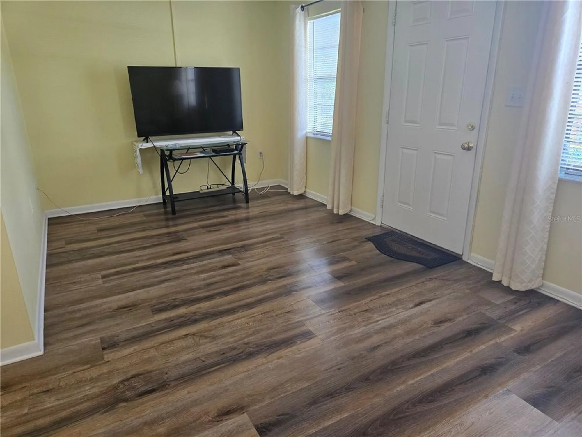 Property Slideshow image 5 of 23 | 5925 terrace park dr n unit 106, Saint Petersburg, FL, 33709