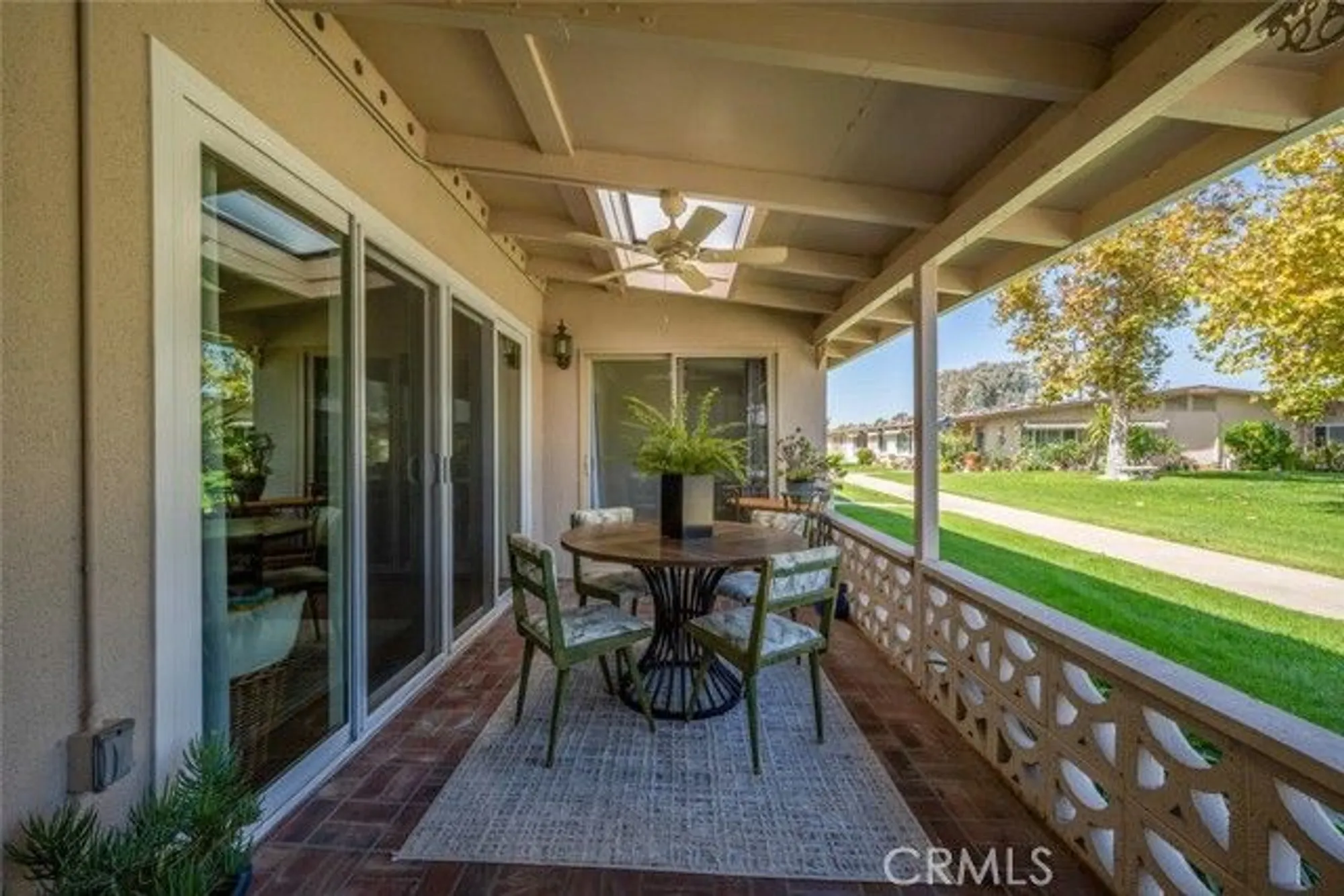 Property Slideshow image 6 of 31 | 13061 del monte dr apt 277l, Seal Beach, CA, 90740