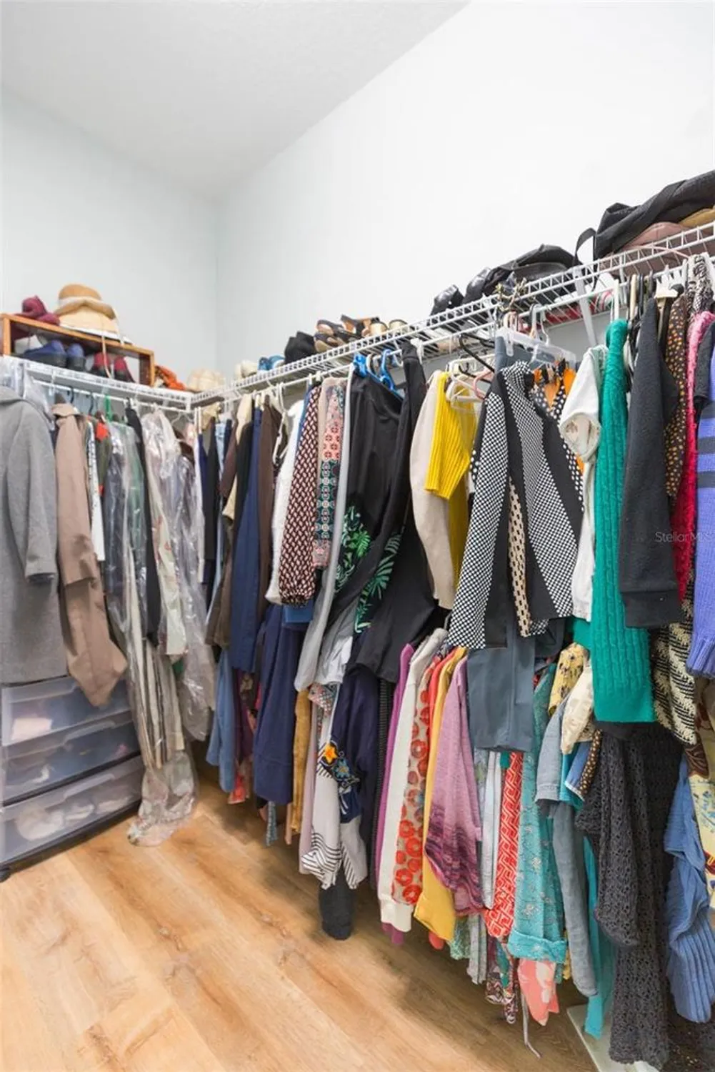 Property Slideshow image 34 of 57 | 712 chipper dr, Sun City Center, FL, 33573