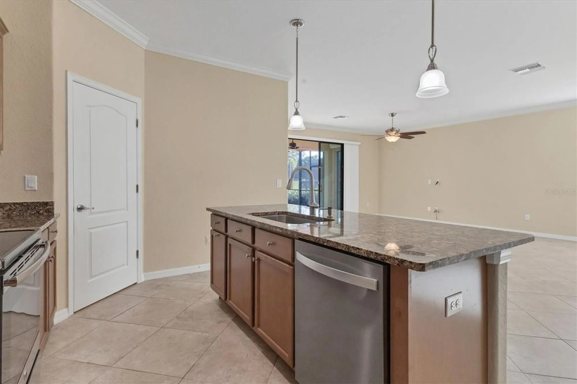 Property Slideshow image 10 of 57 | 7140 marsh view ter, Bradenton, FL, 34212