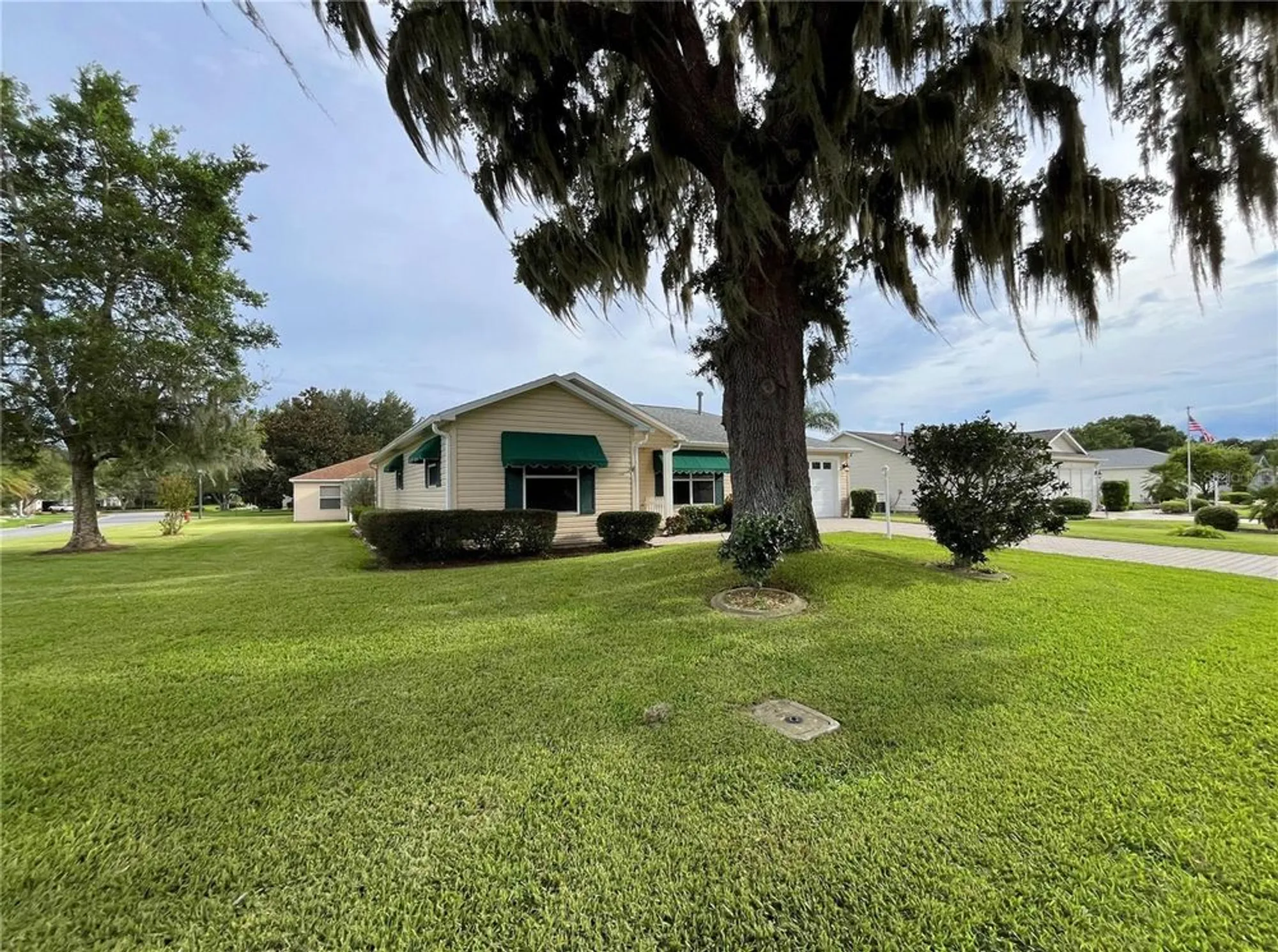 Property Slideshow image 7 of 24 | 9230 se 179th wesley st, The Villages, FL, 32162