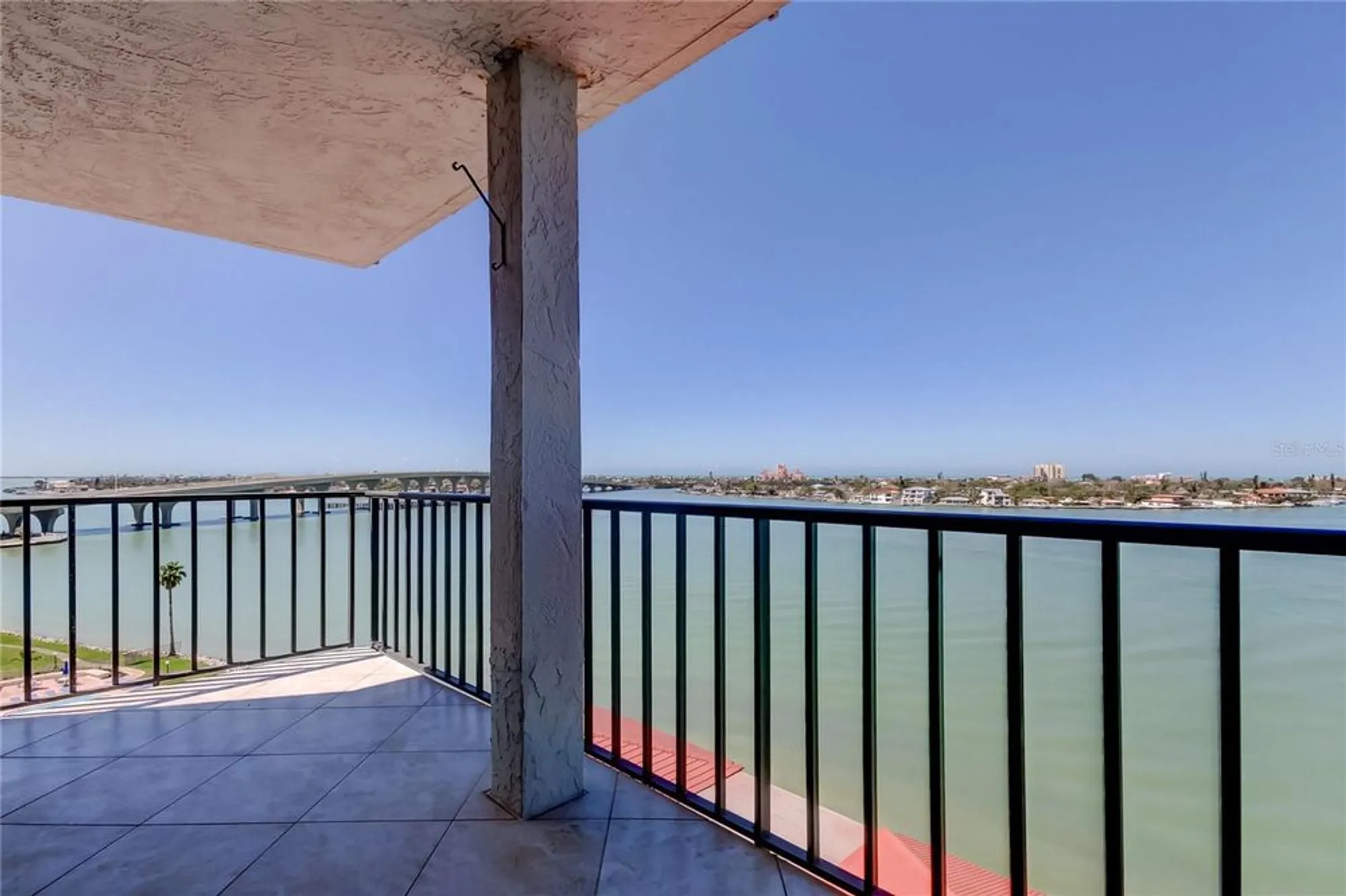 Property Slideshow image 11 of 28 | 6265 sun blvd apt 806, St Petersburg, FL, 33715