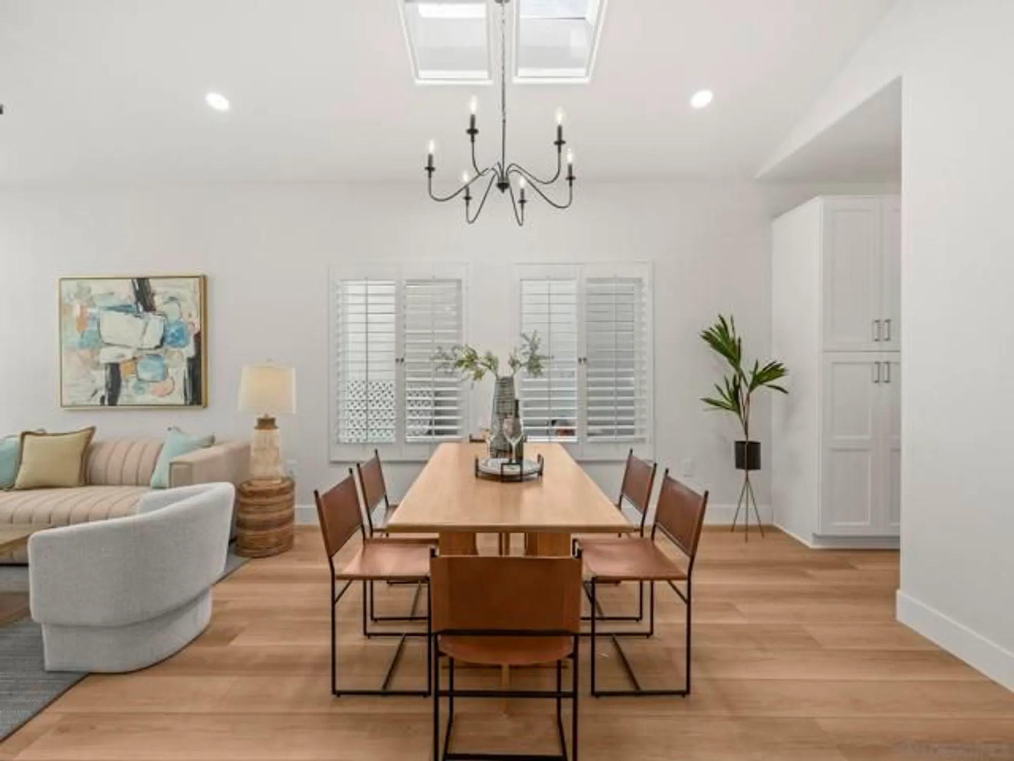 Property Slideshow image 6 of 64 | 4137 pindar way, Oceanside, CA, 92056