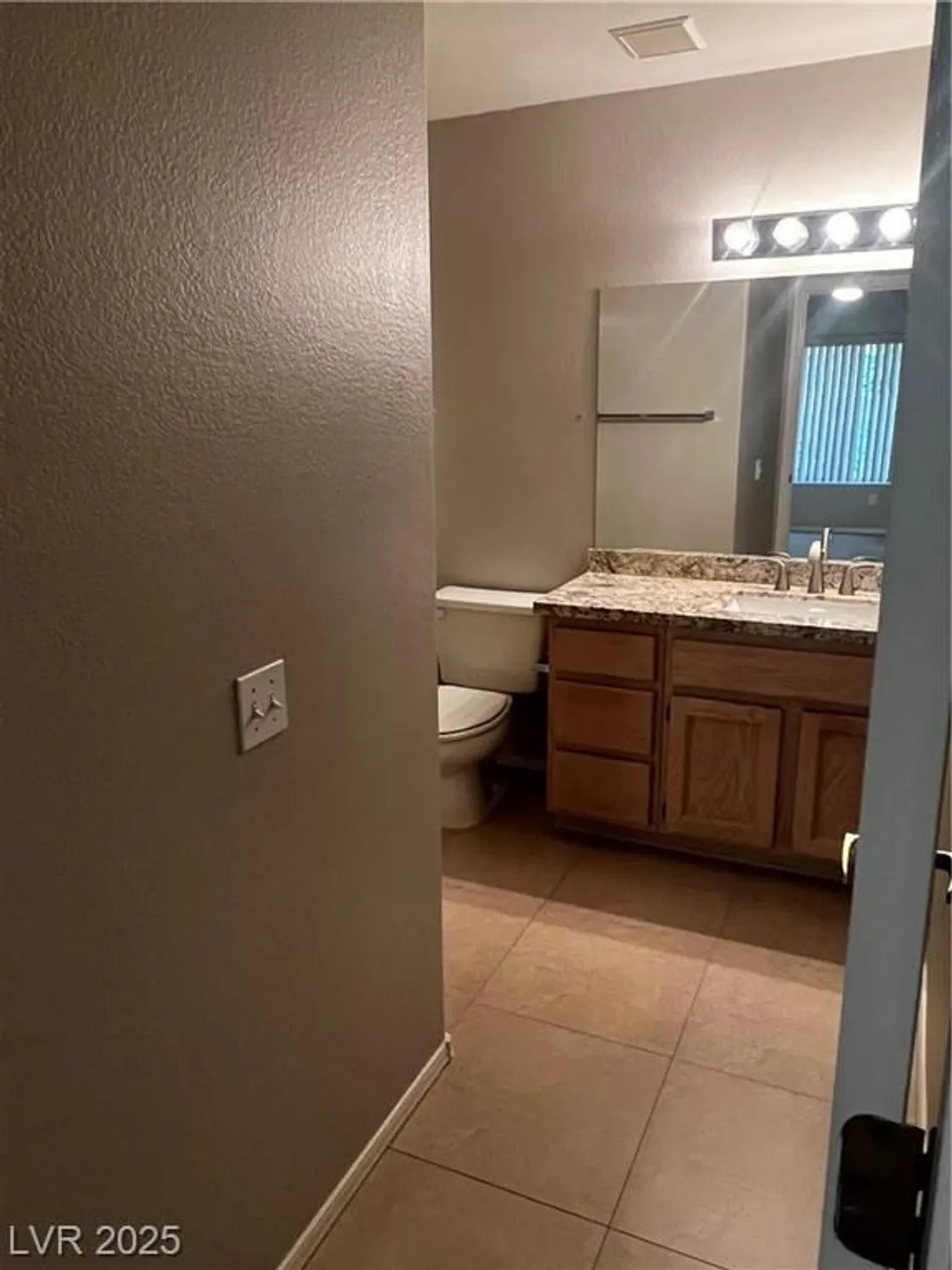 Property Slideshow image 16 of 29 | 2231 hallston st, Las Vegas, NV, 89134