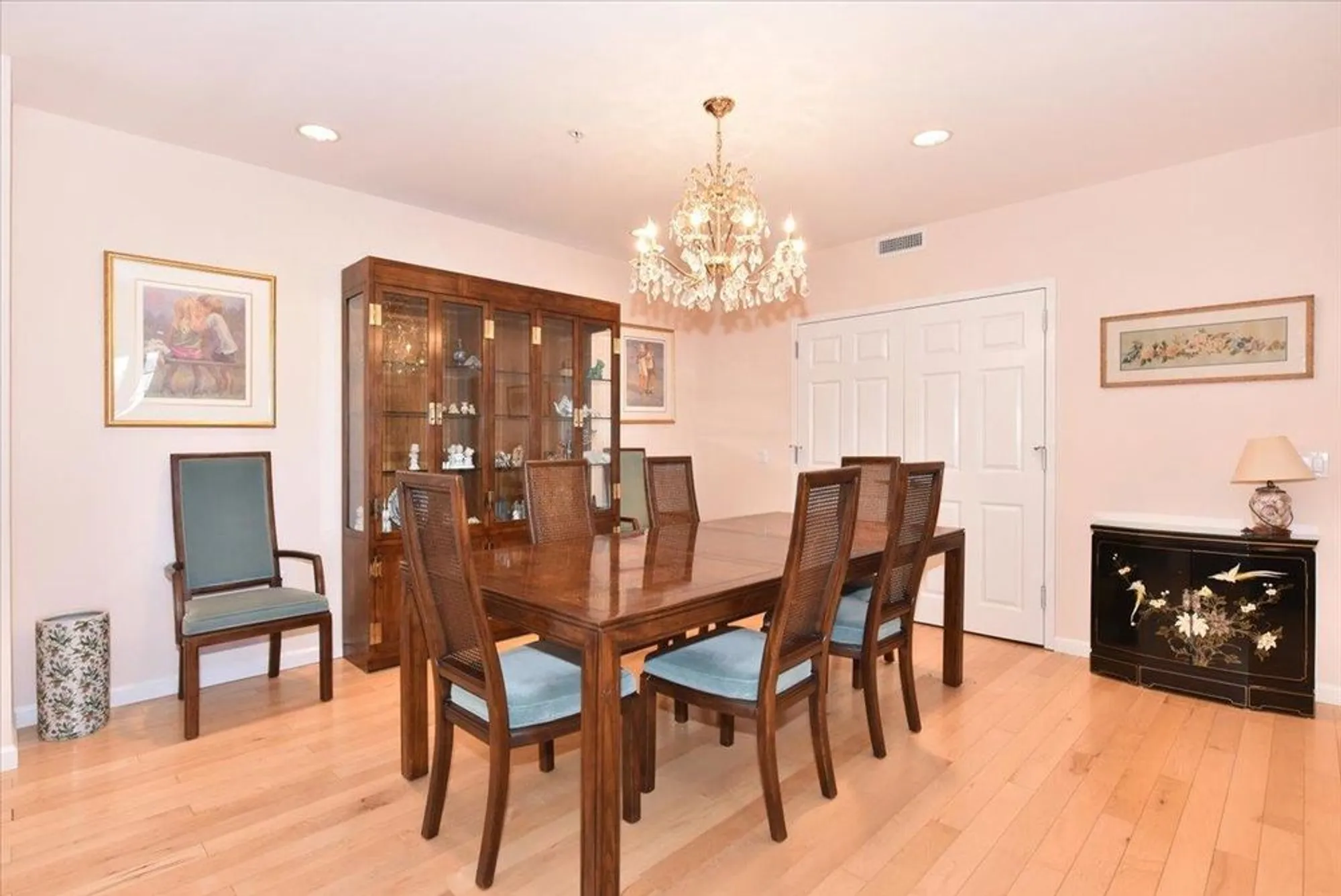 Property Slideshow image 9 of 27 | 100 harbor view dr 439, Port Washington, NY, 11050