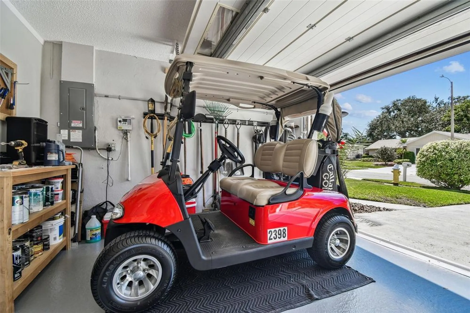 Property Slideshow image 47 of 99 | 2834 thistle ct, Palm Harbor, FL, 34684