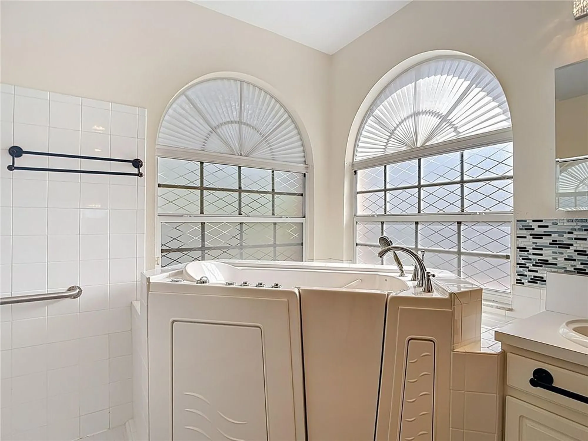 Property Slideshow image 54 of 93 | 18535 gentle breeze ct, Hudson, FL, 34667