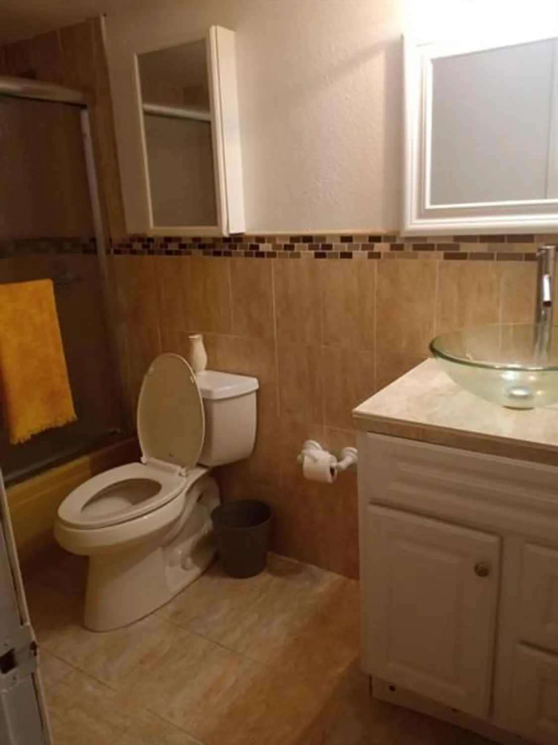 Property Slideshow image 7 of 45 | 3521 inverrary dr 110, Lauderhill, FL, 33319