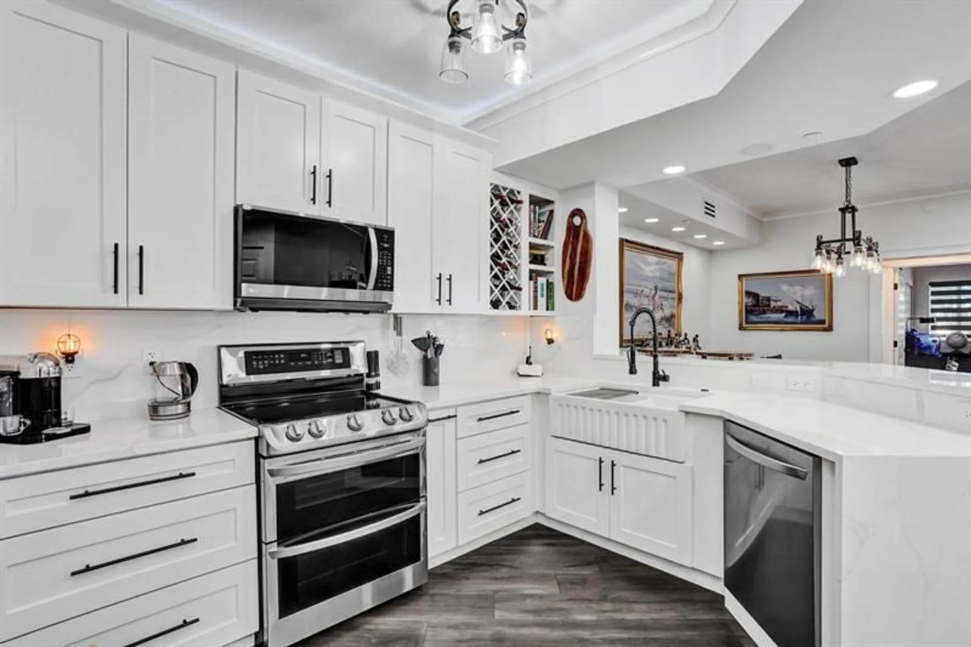 Property Slideshow image 6 of 57 | 7755 yardley dr 209, Tamarac, FL, 33321