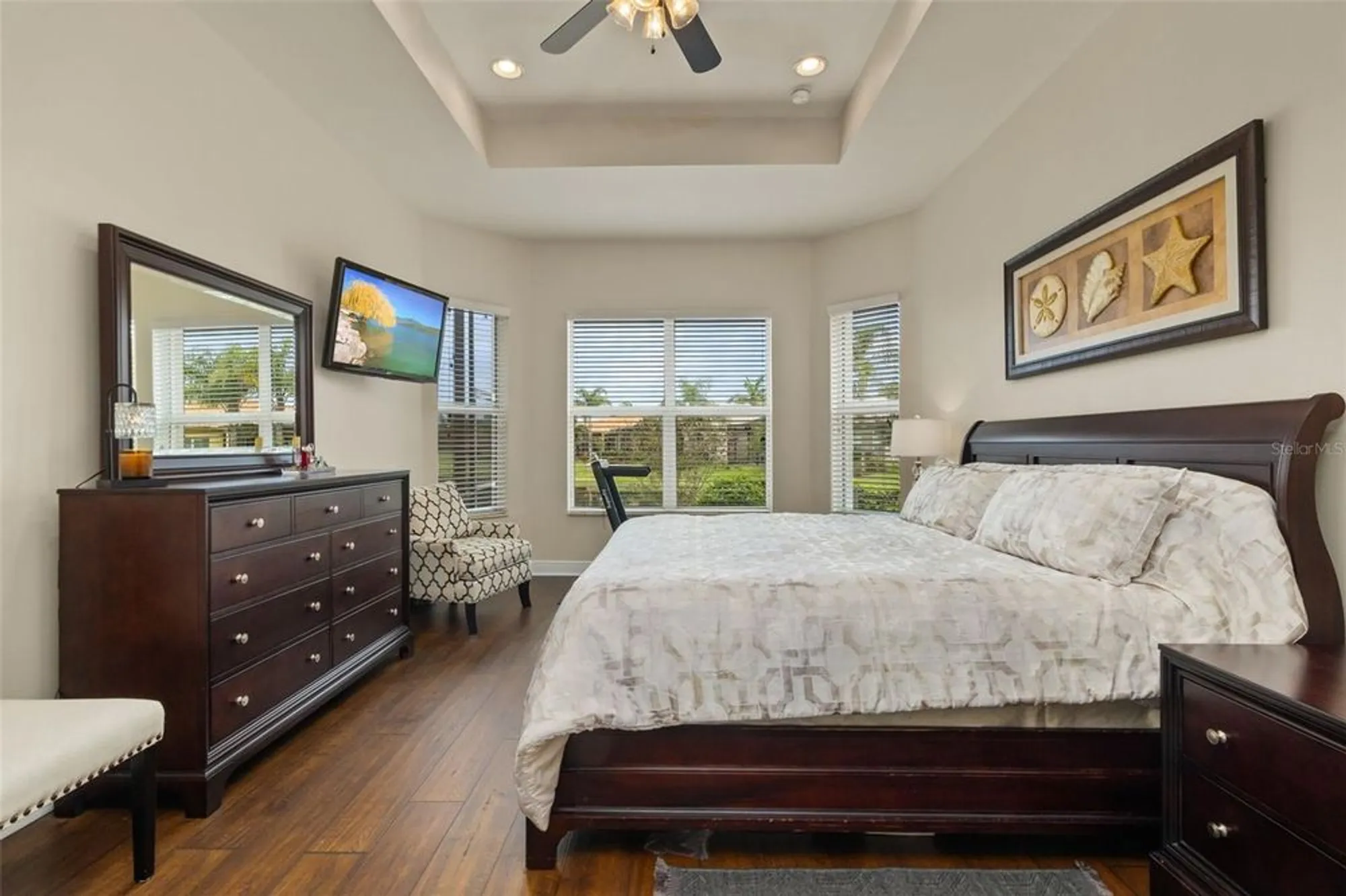 Property Slideshow image 24 of 49 | 16133 coquina bay ln, Wimauma, FL, 33598