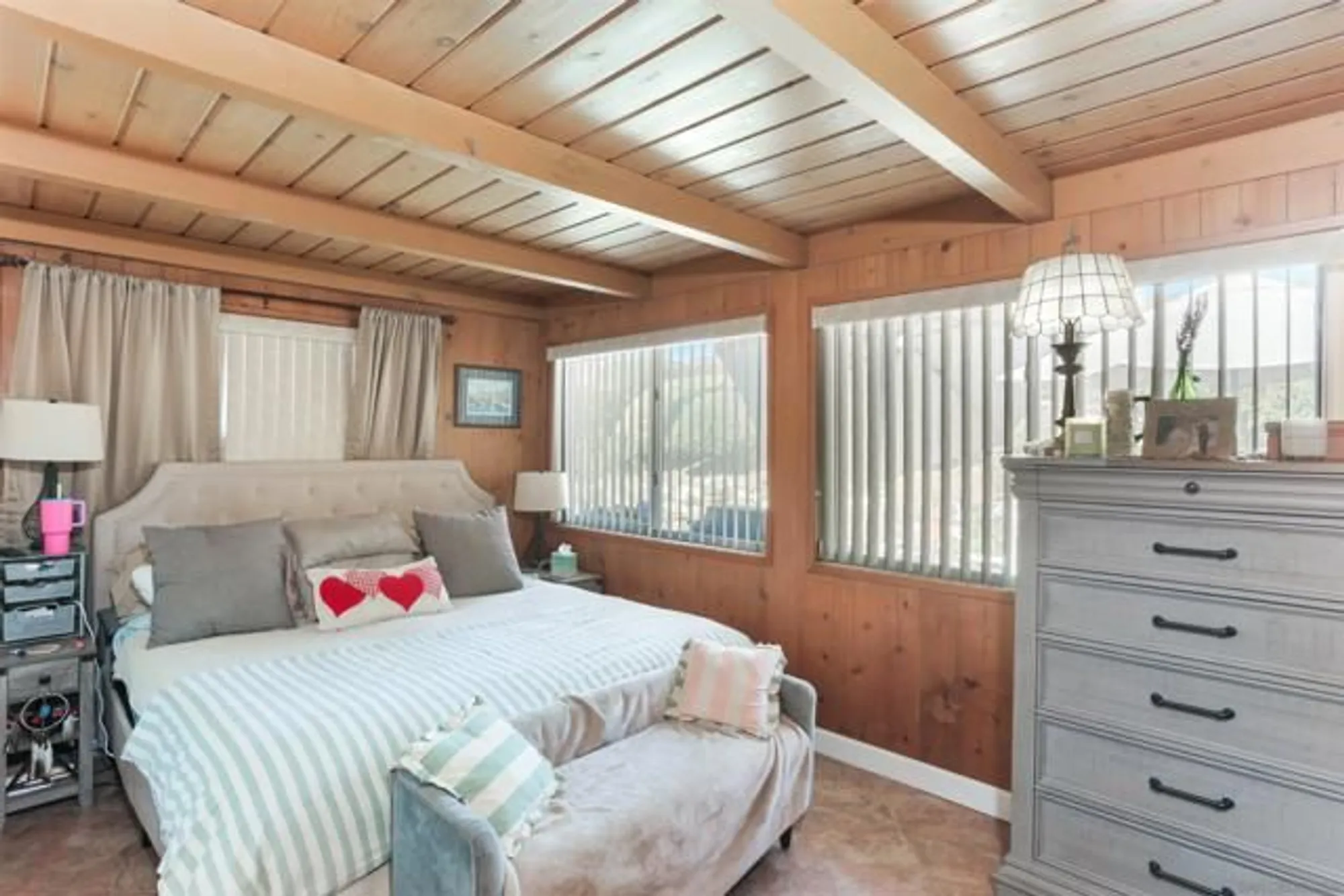 Property Slideshow image 20 of 26 | 16924 bellota dr, San Diego, CA, 92128